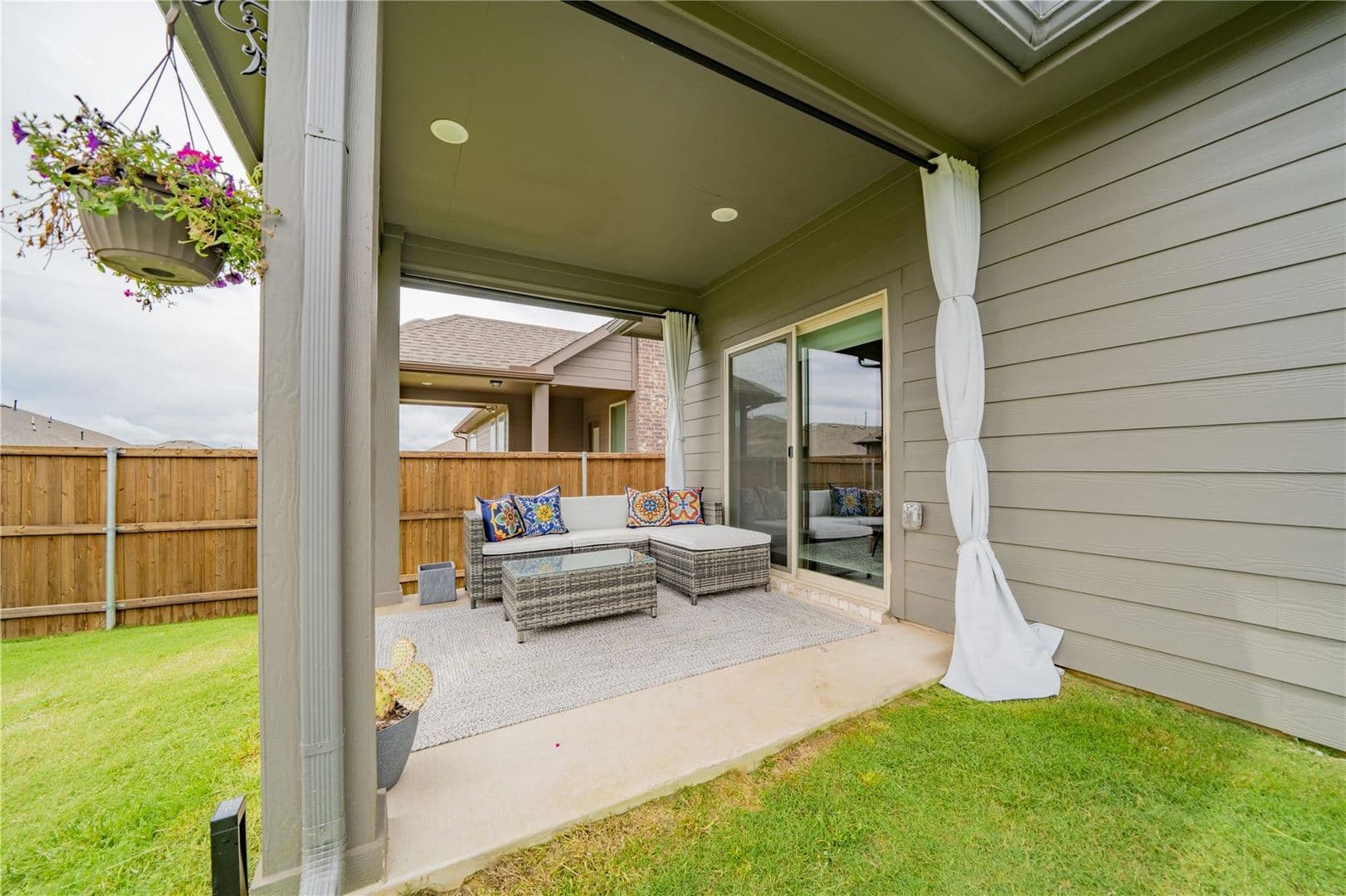 Aubrey House: 1304 Coyote Ridge