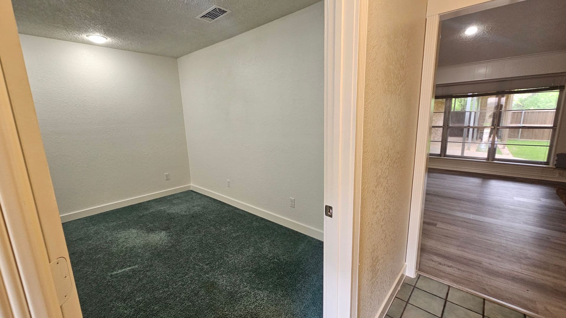 Denton Apartment: 1908 Westridge St.