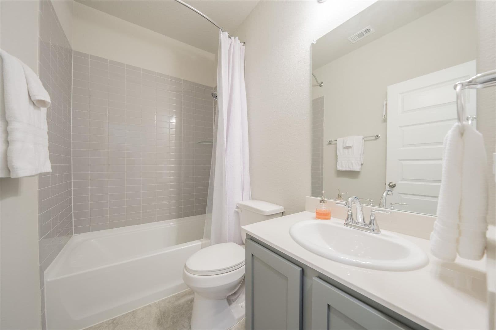 Aubrey House: 1304 Coyote Ridge