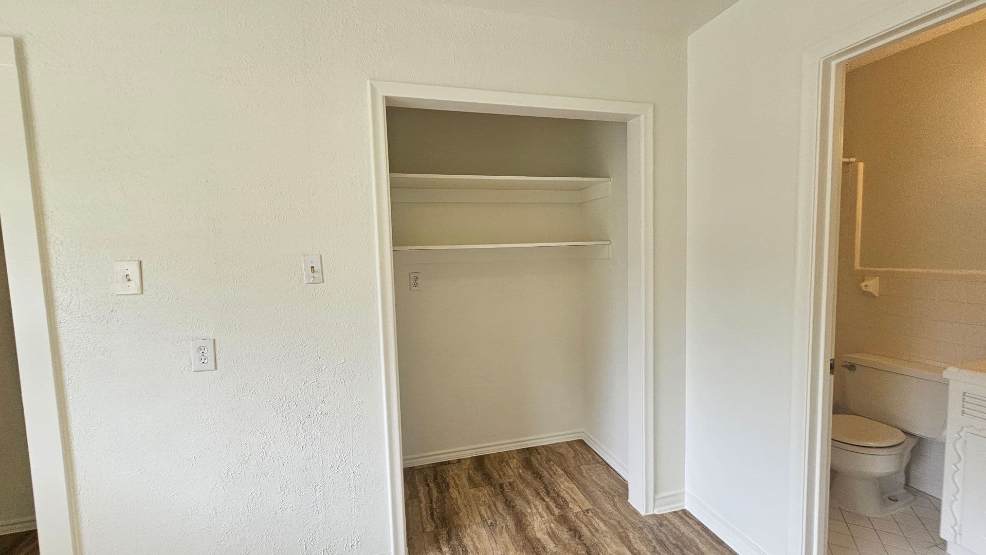 Denton Apartment: 1908 Westridge St.