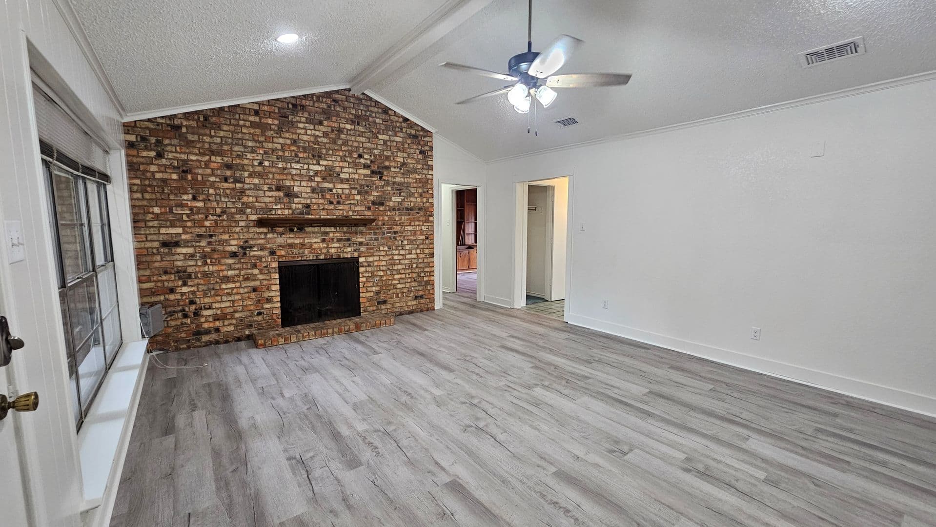 Denton Apartment: 1908 Westridge St.
