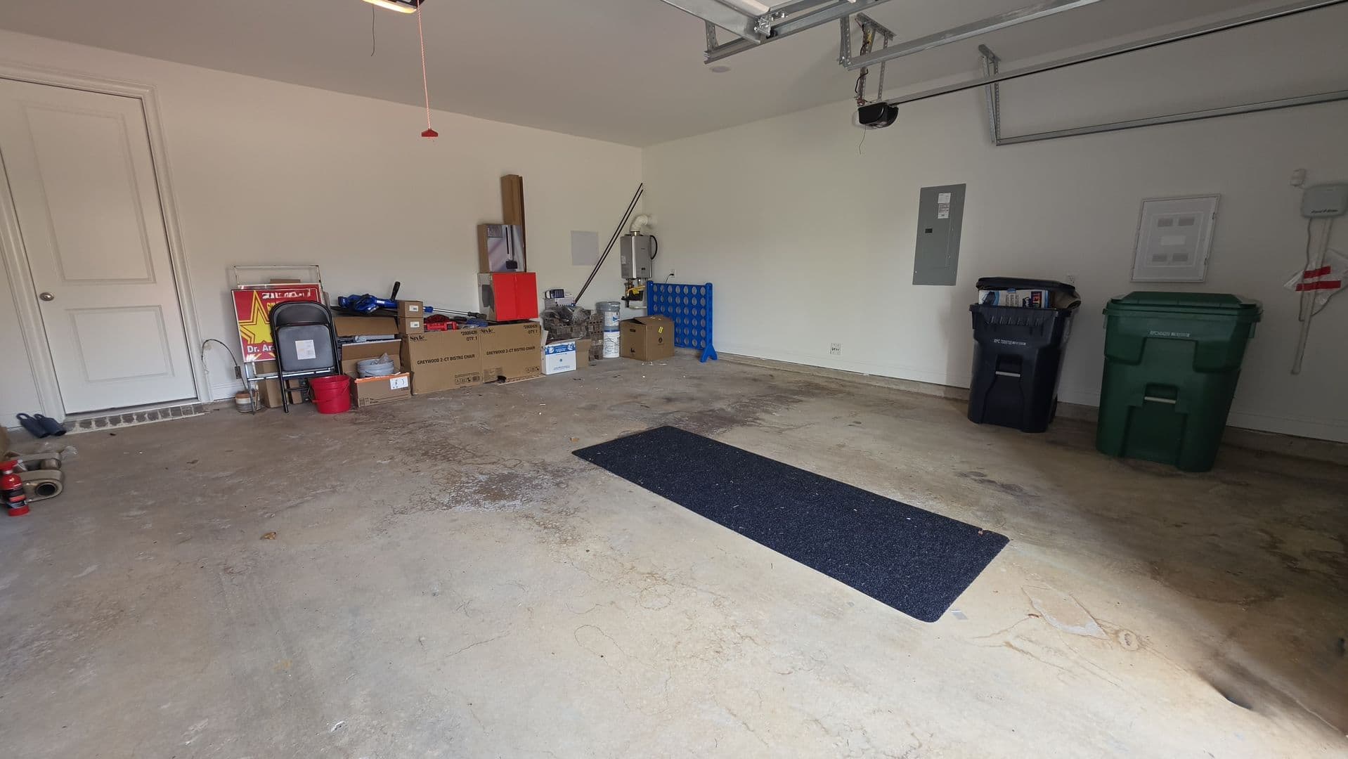 Denton House: 1513 Larson Ln