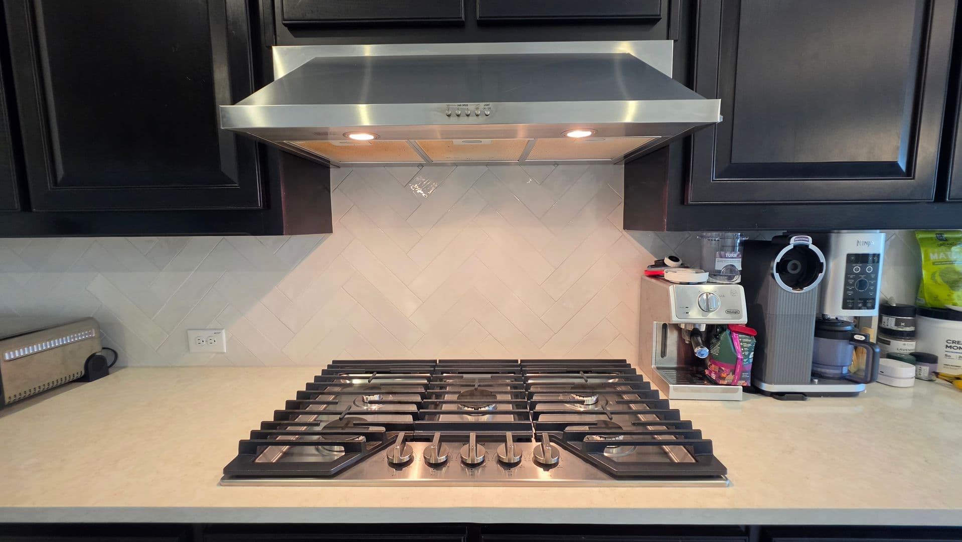 Denton House: 1513 Larson Ln
