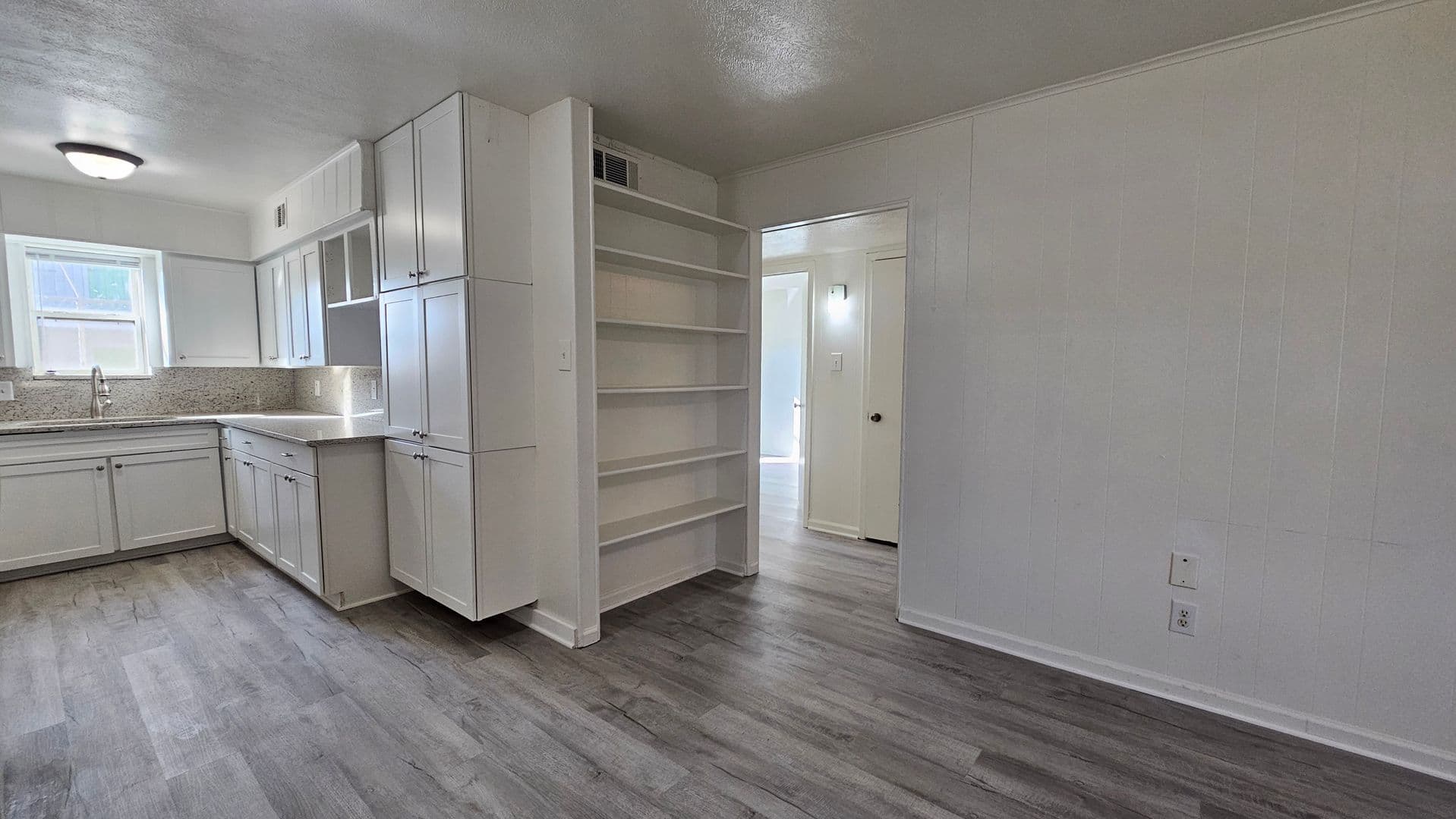 Denton Apartment: 2420 Louise St