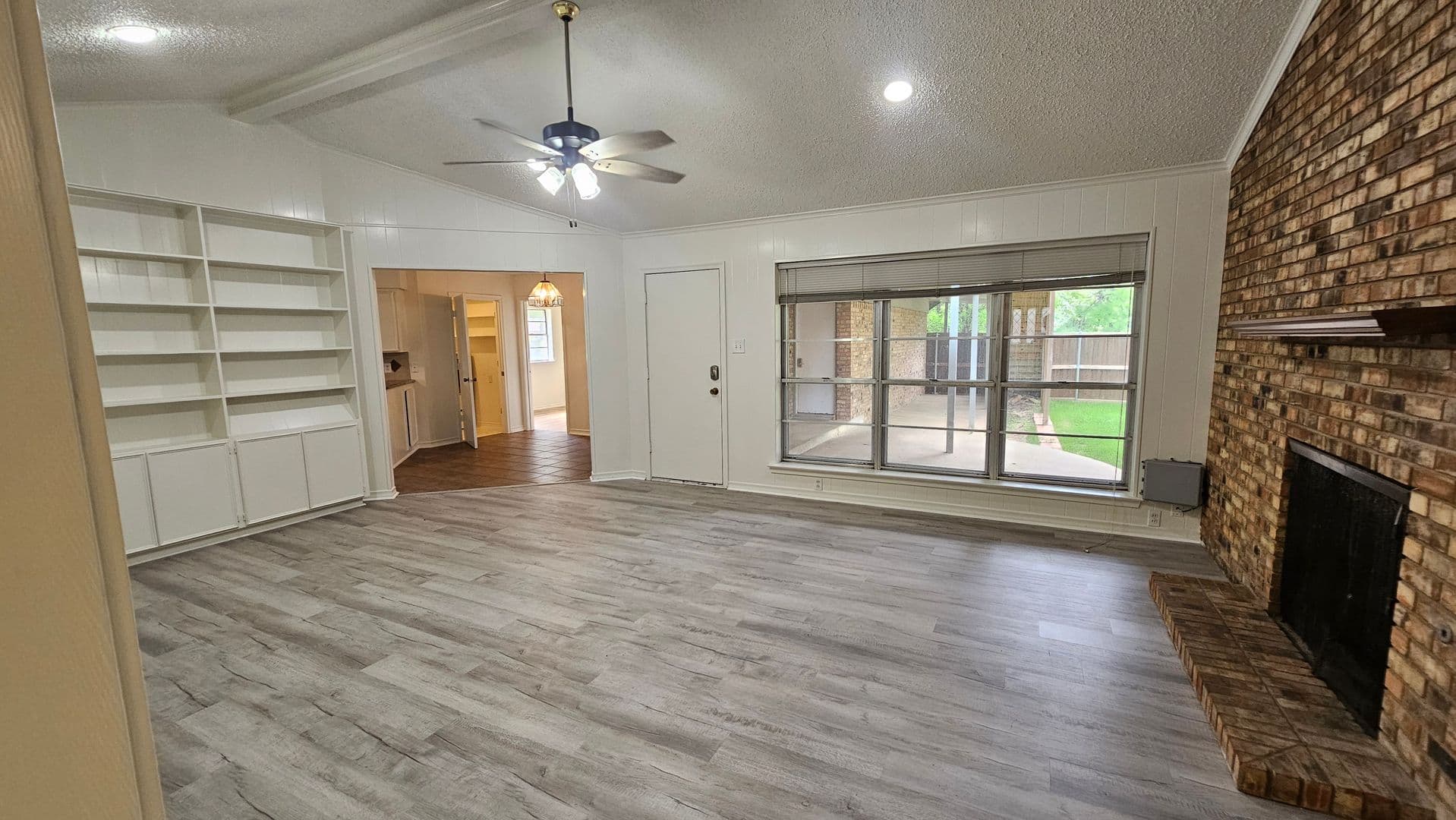 Denton Apartment: 1908 Westridge St.