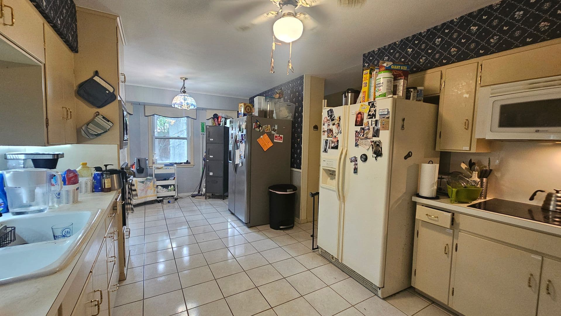 Denton House: 425 Mimosa Dr