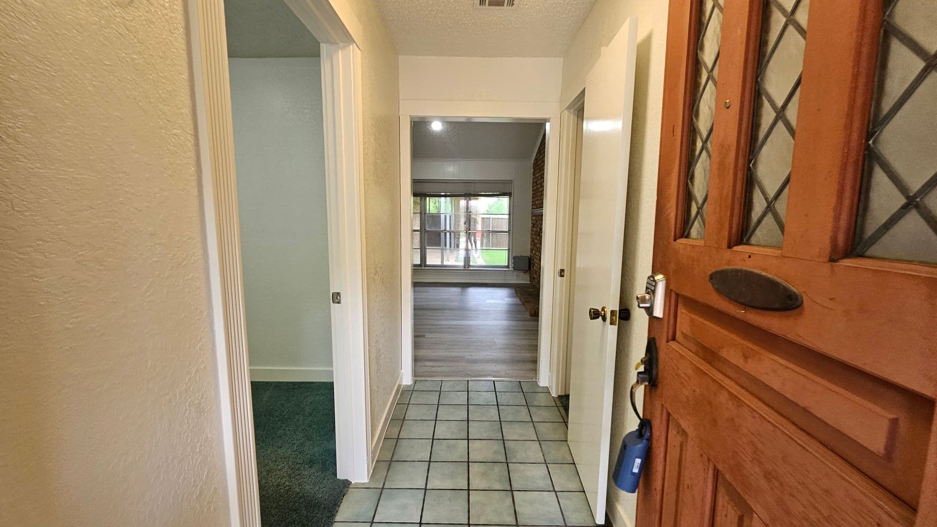 Denton Apartment: 1908 Westridge St.
