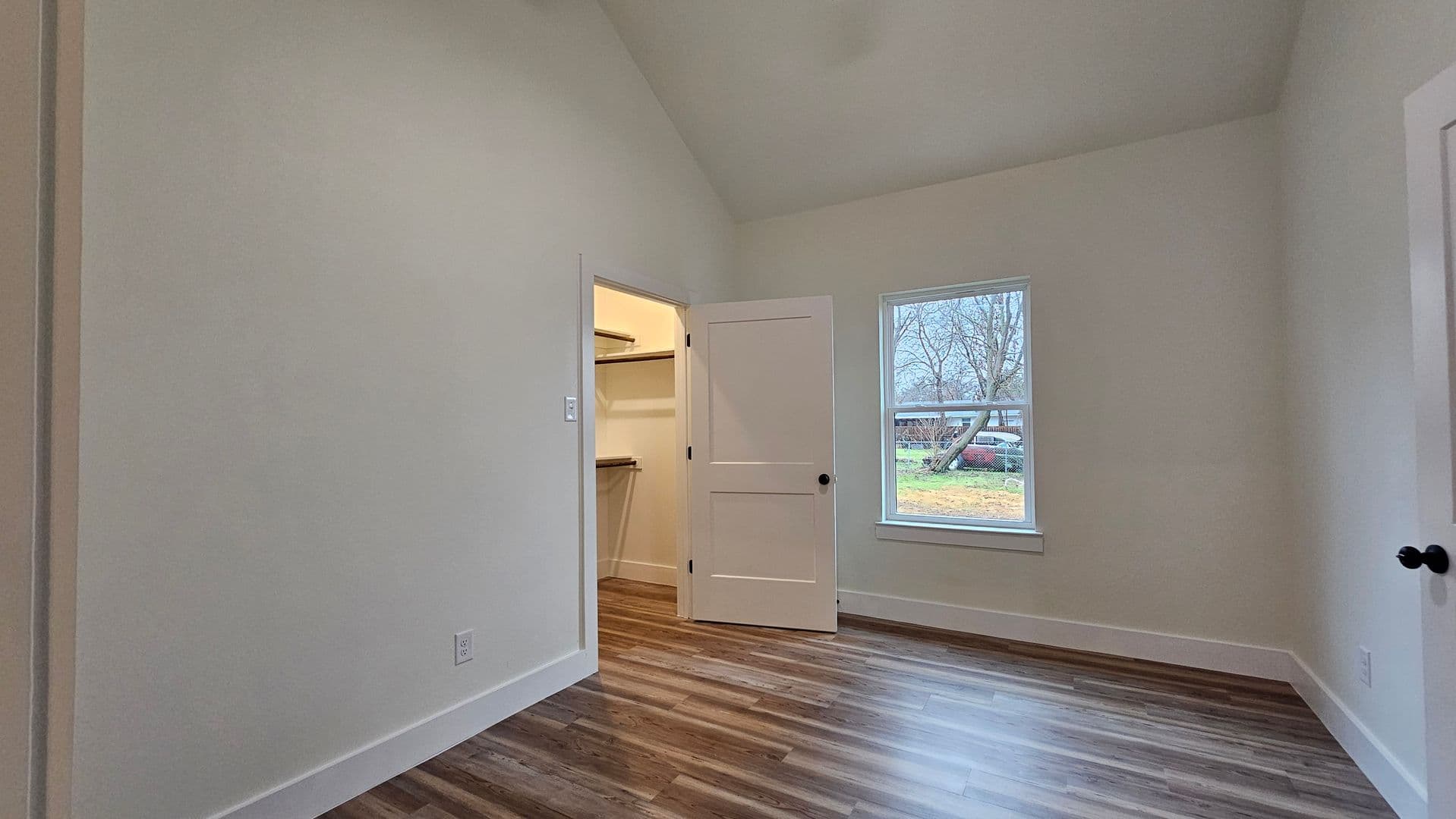 Denton Apartment: 1700 Kendolph Dr