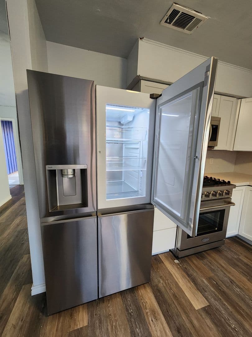 Denton Apartment: 3604 Valley View Rd.