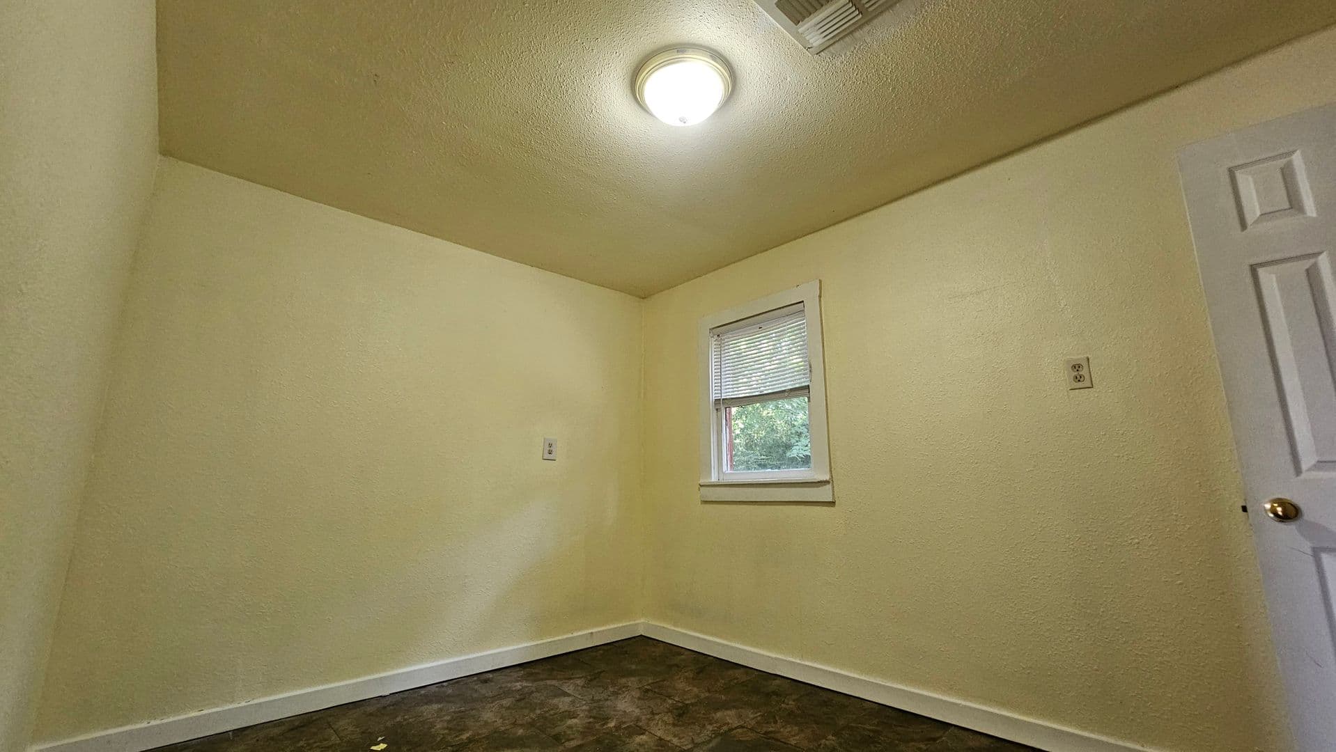 Denton House: 620 Uland St.