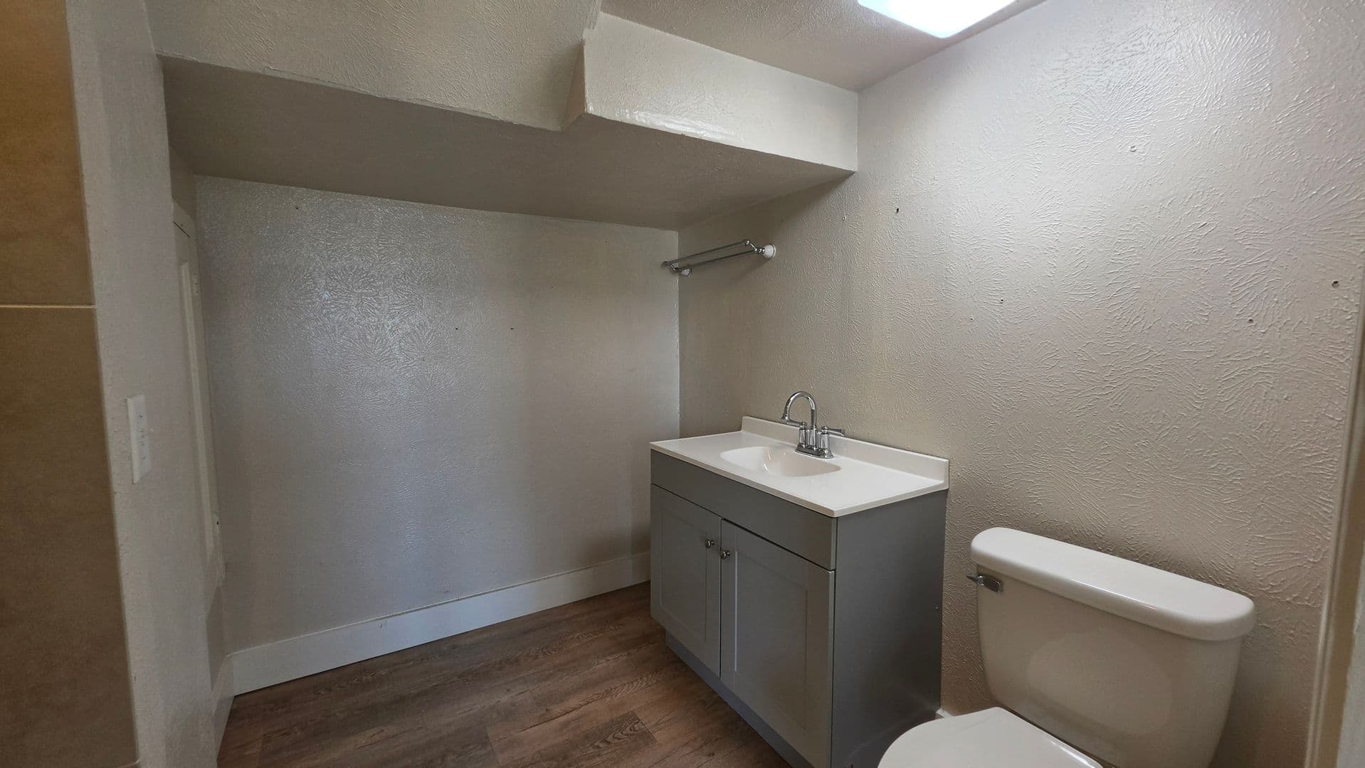 Lewisville Apartment: 145 N Kealy St