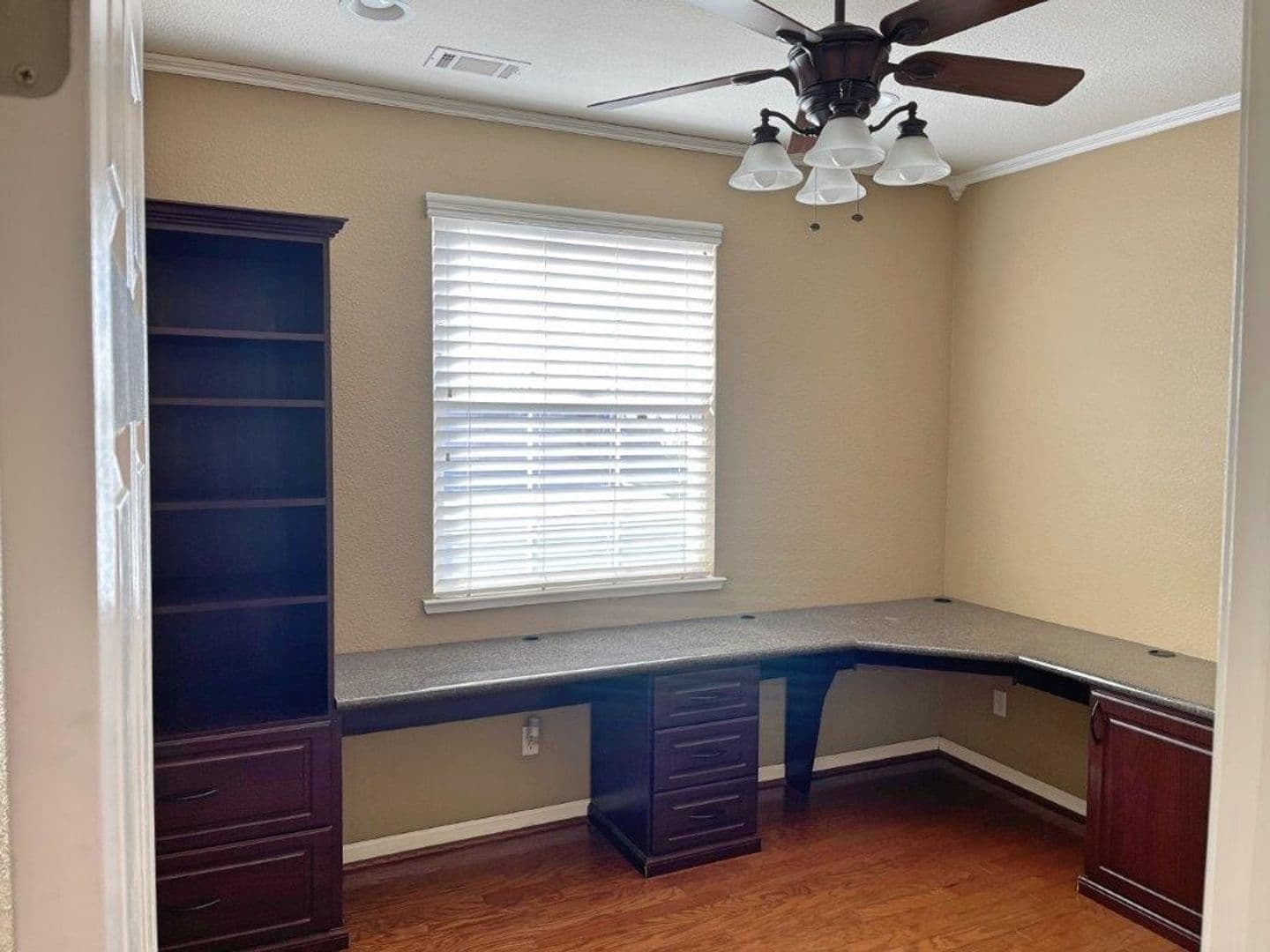 DIXON House: 1436 BELLO DRIVE