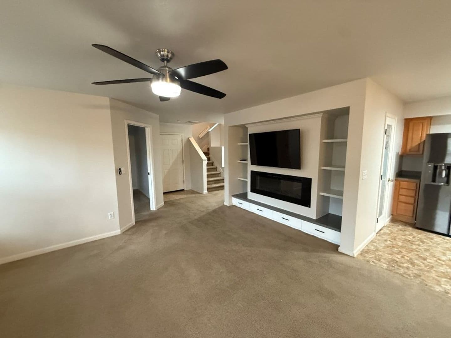 Fairfield House: 2777 Whitney