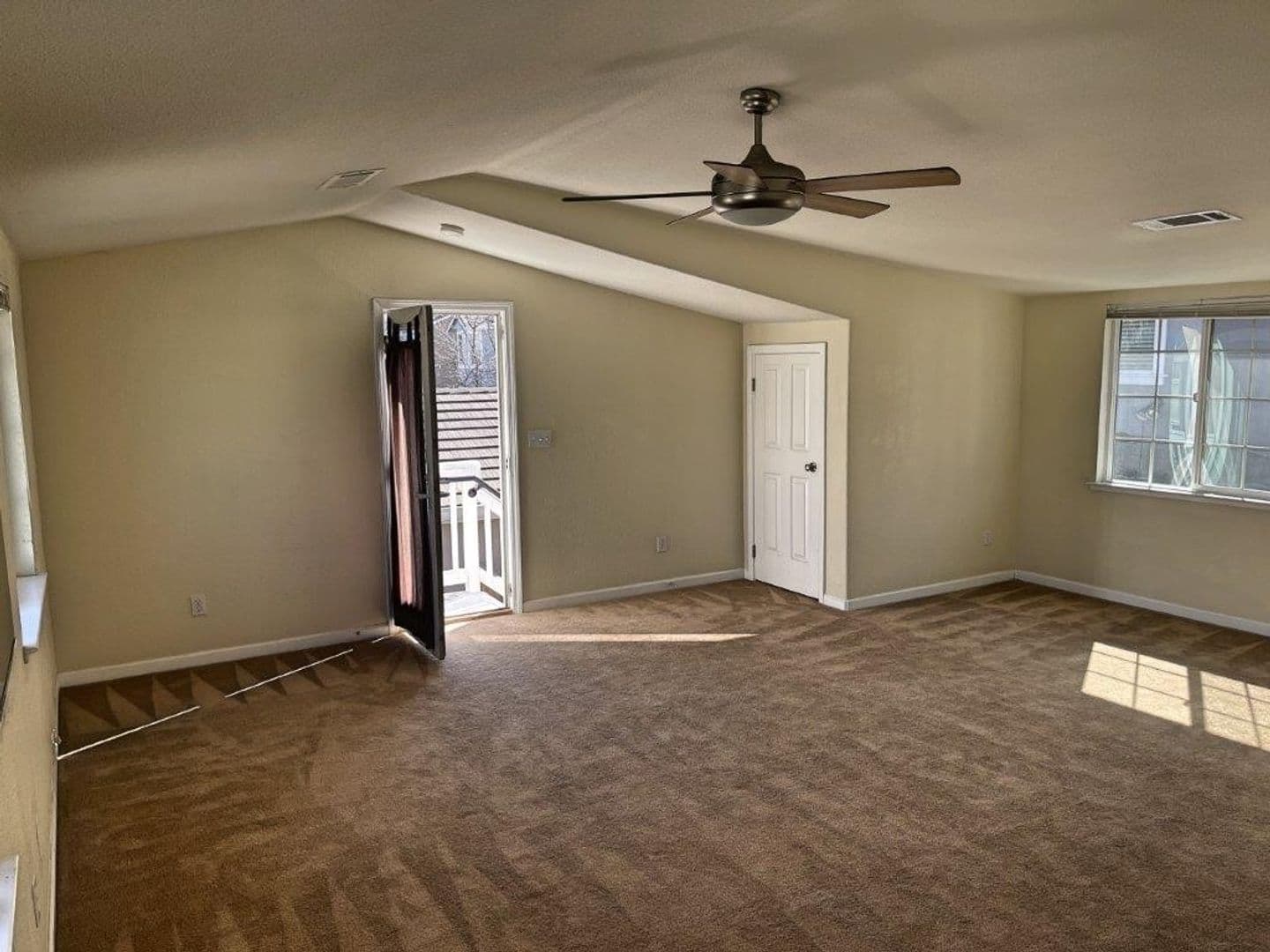 DIXON House: 1436 BELLO DRIVE