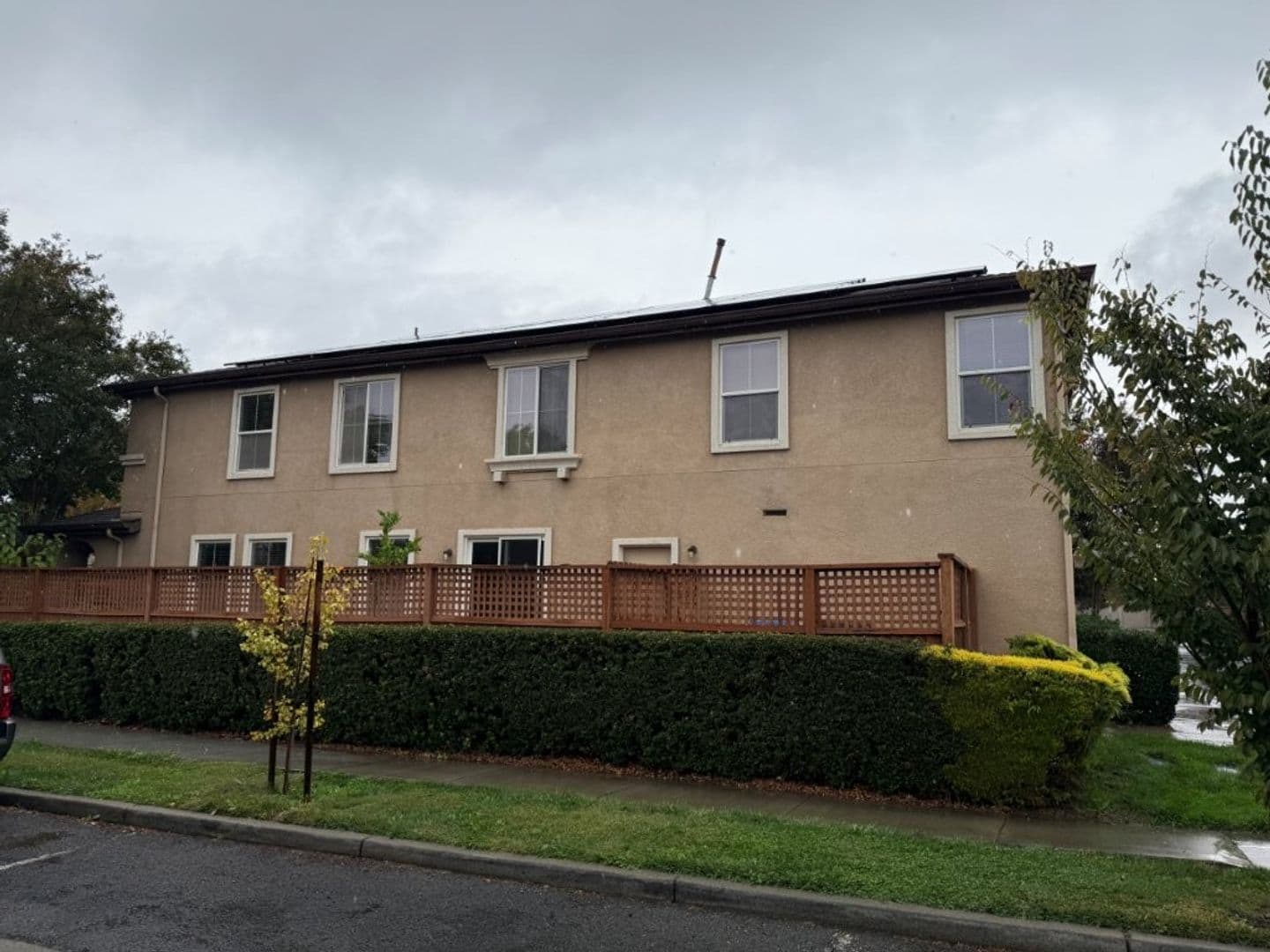 Fairfield House: 2777 Whitney
