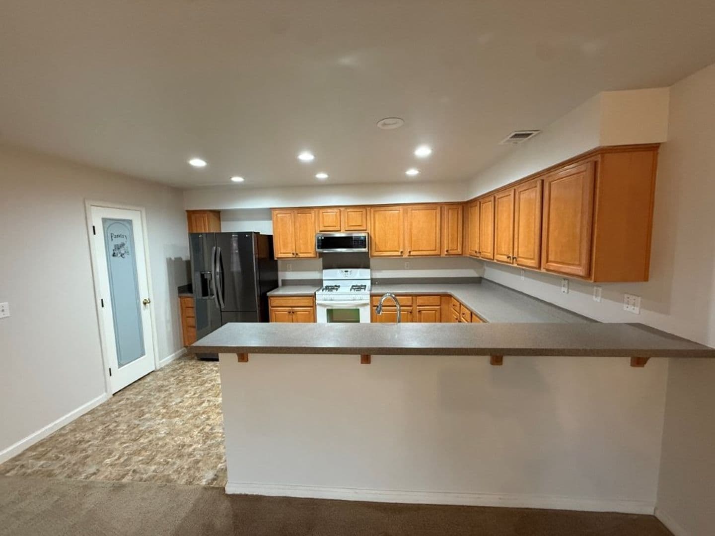 Fairfield House: 2777 Whitney