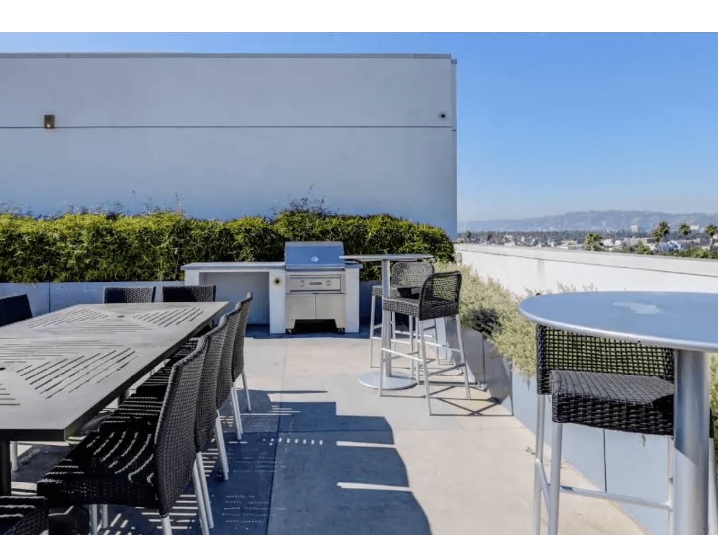 Los Angeles Apartment: 535 S Kingsley Dr. - 606