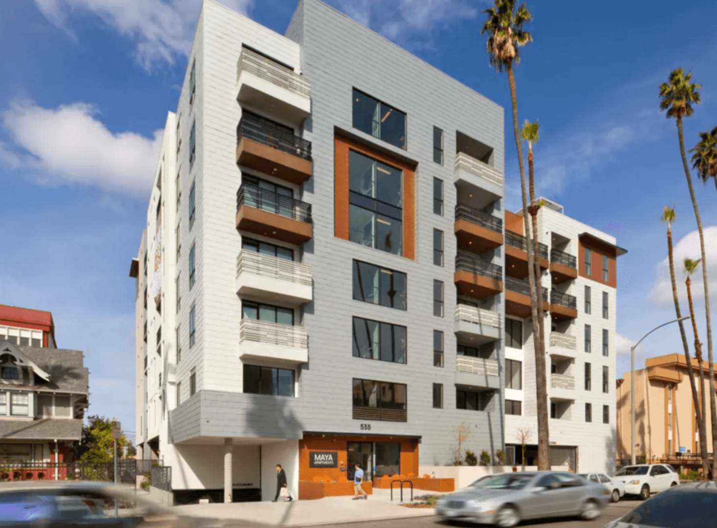 Los Angeles Apartment: 535 S Kingsley Dr. - 201