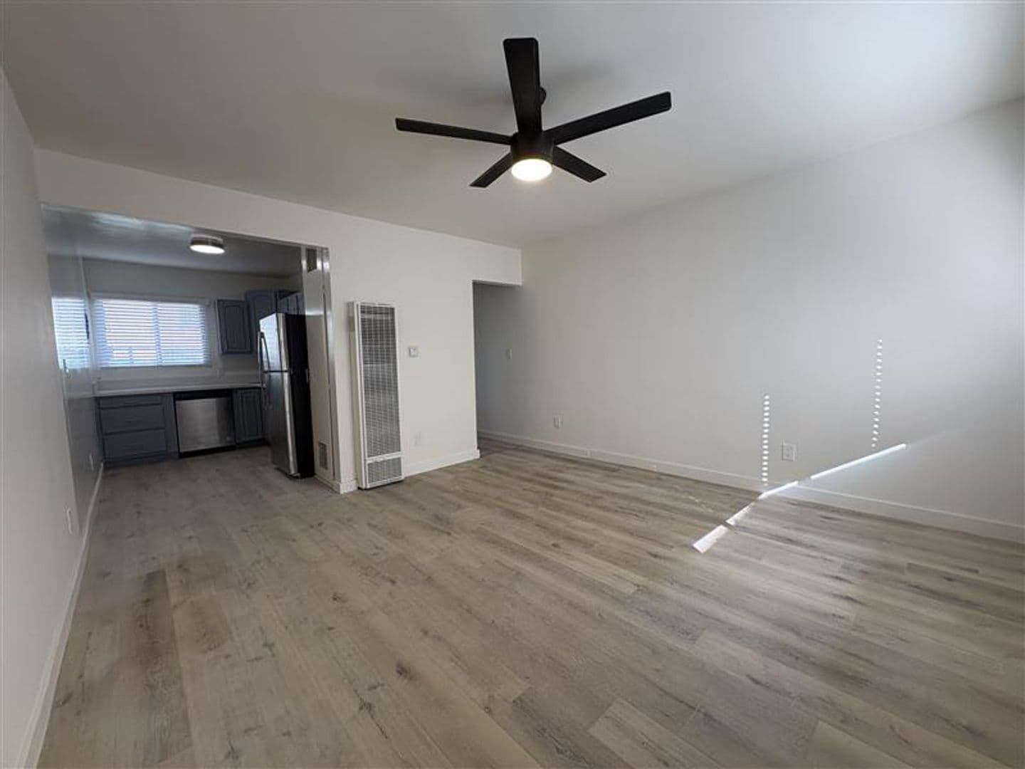 Venice Apartment: 2727-2741 Abbot Kinney Blvd