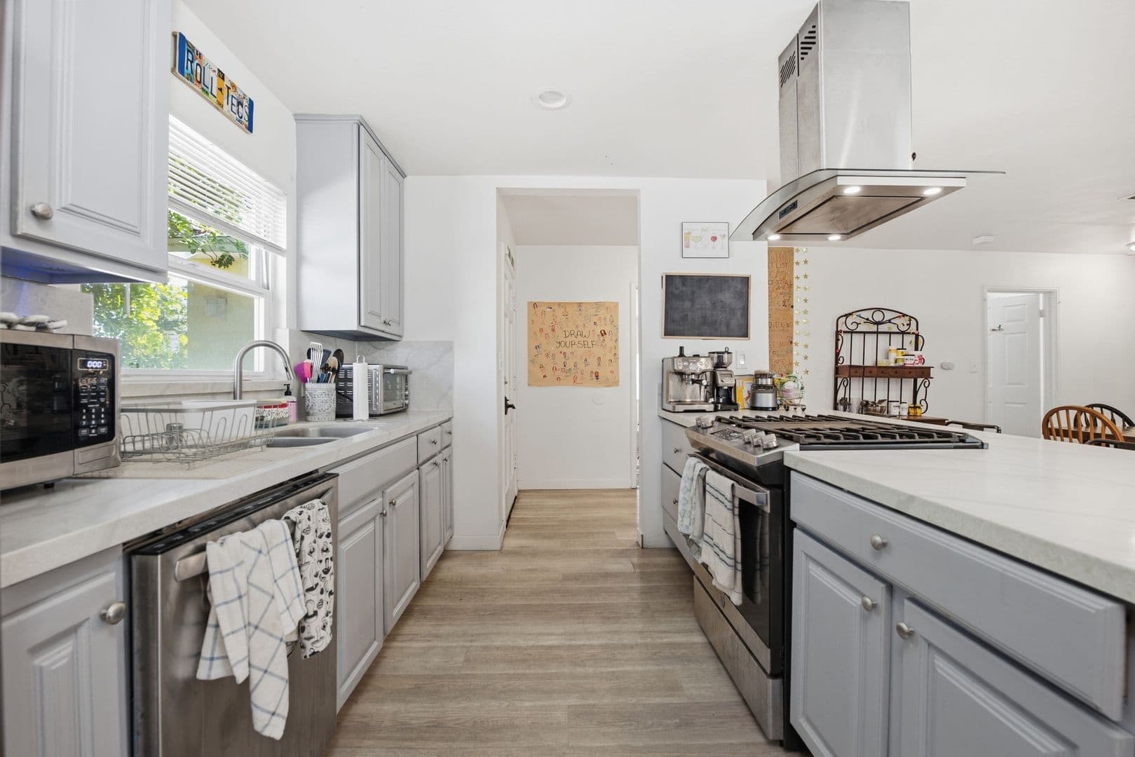 San Diego House: 5154 Brockbank Place