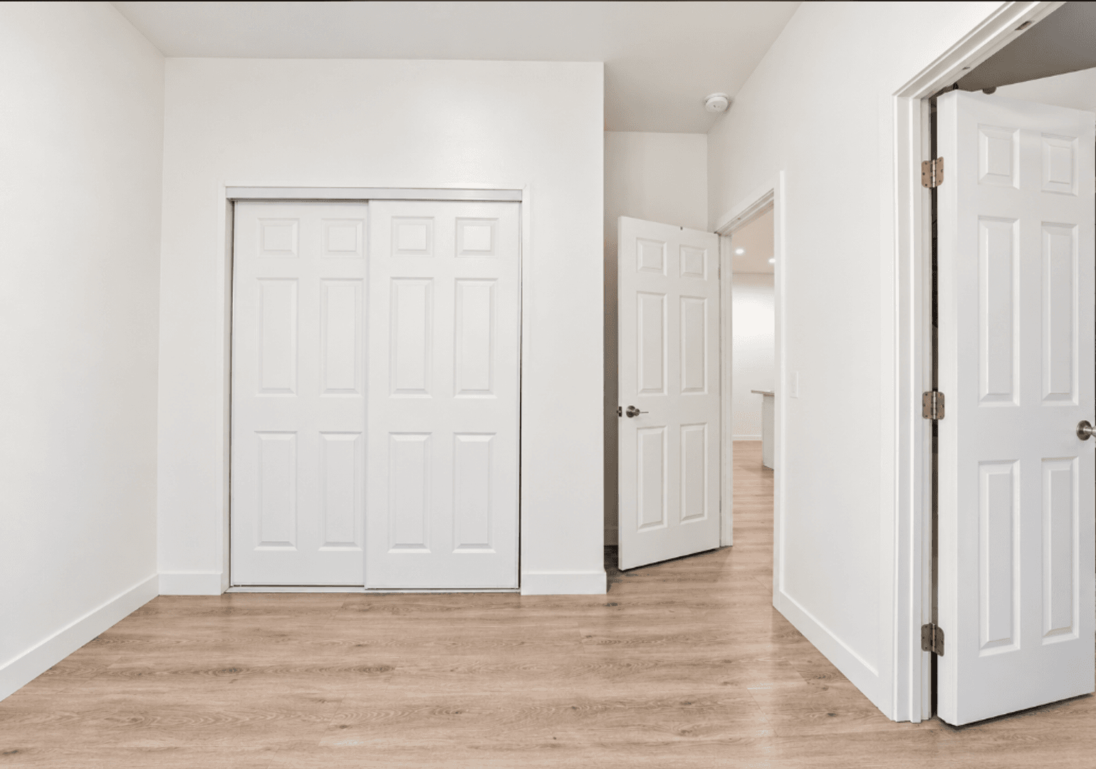 San Diego House: 5174 Brockbank Place