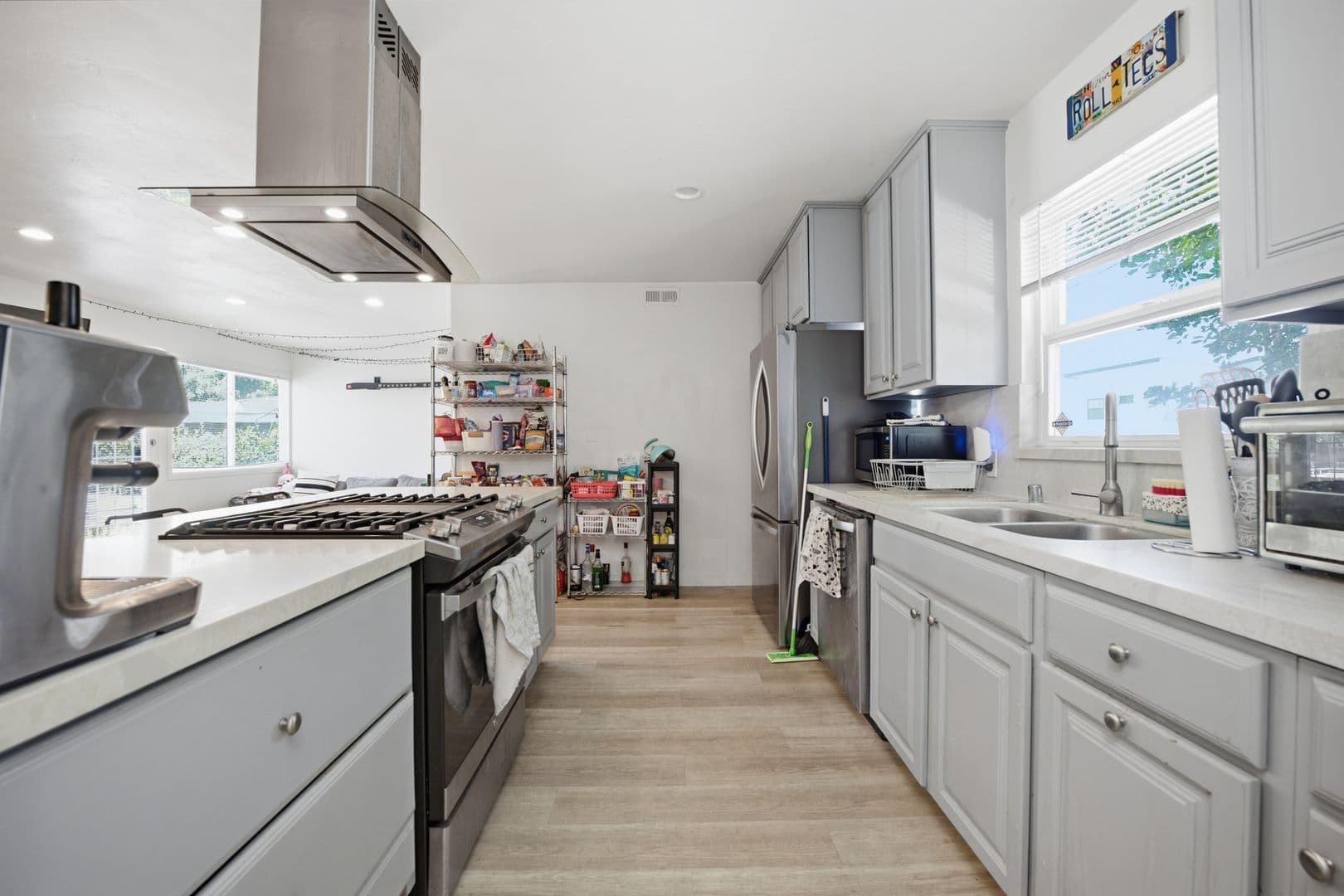 San Diego House: 5154 Brockbank Place