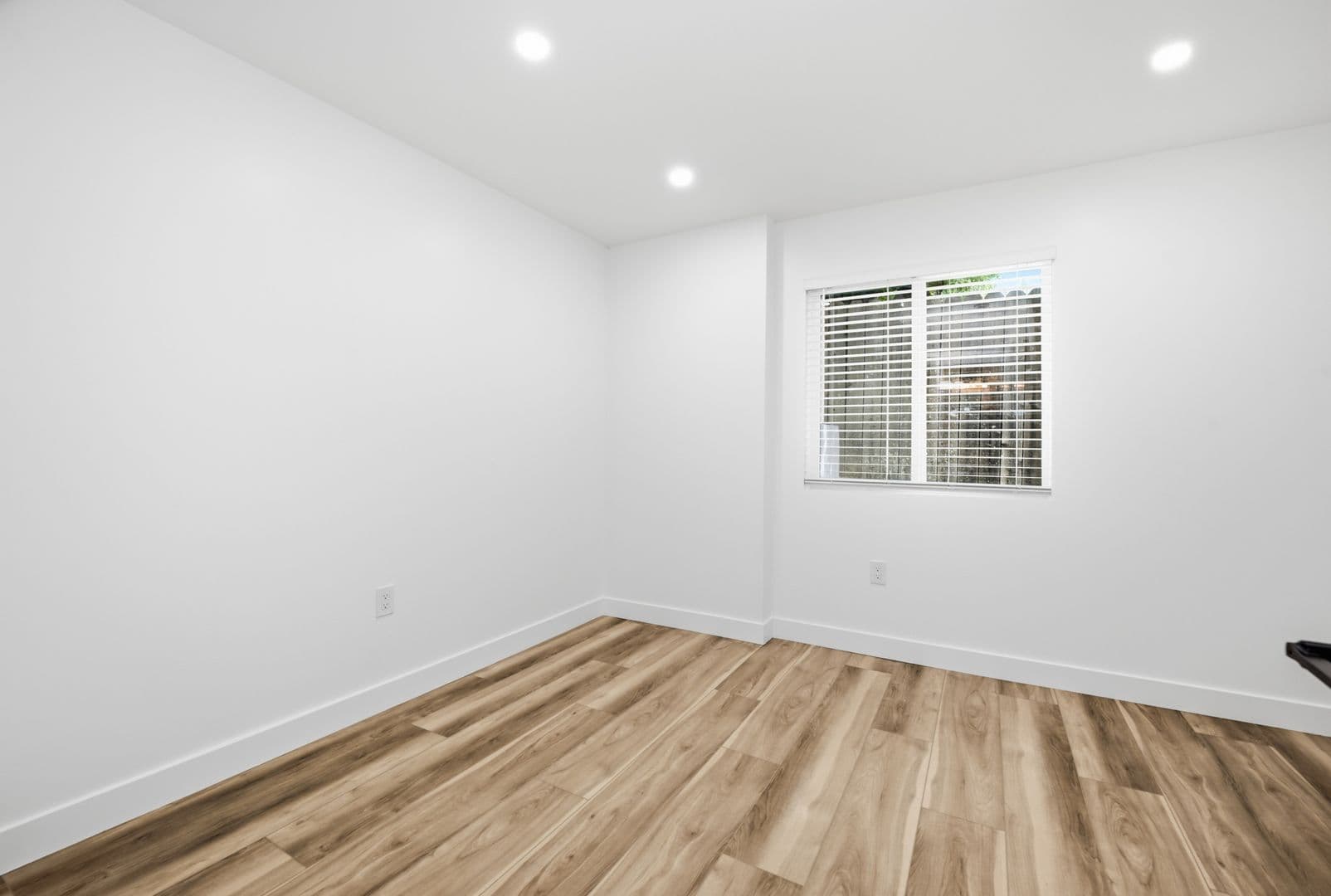 San Diego House: 5016 Chaparral Way