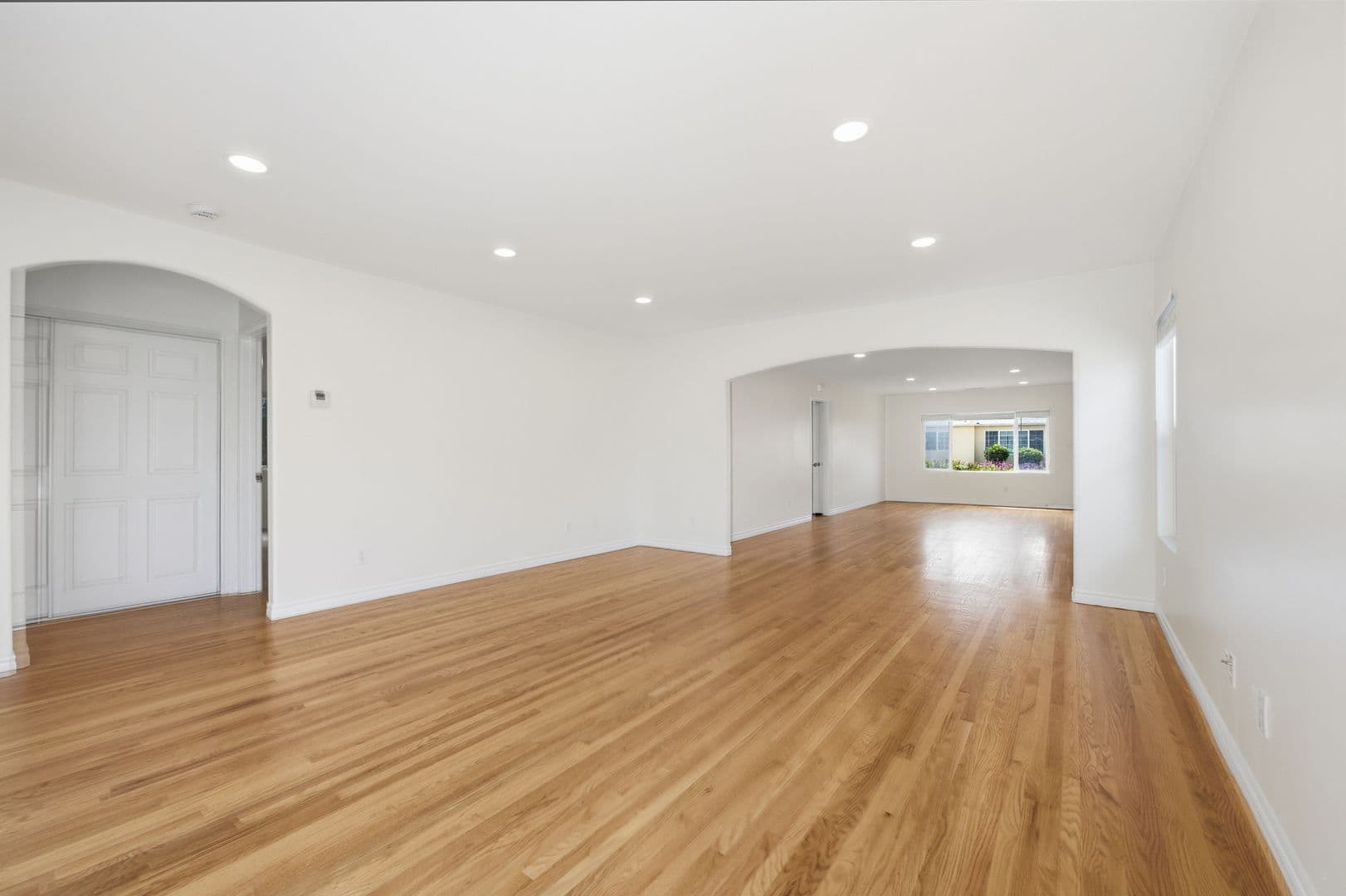San Diego House: 6230 Rose Street
