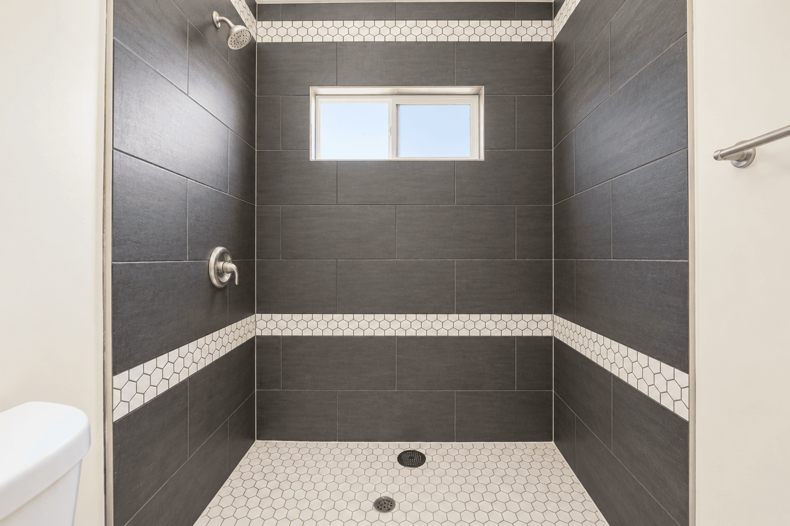 San Diego House: 5174 Brockbank Place