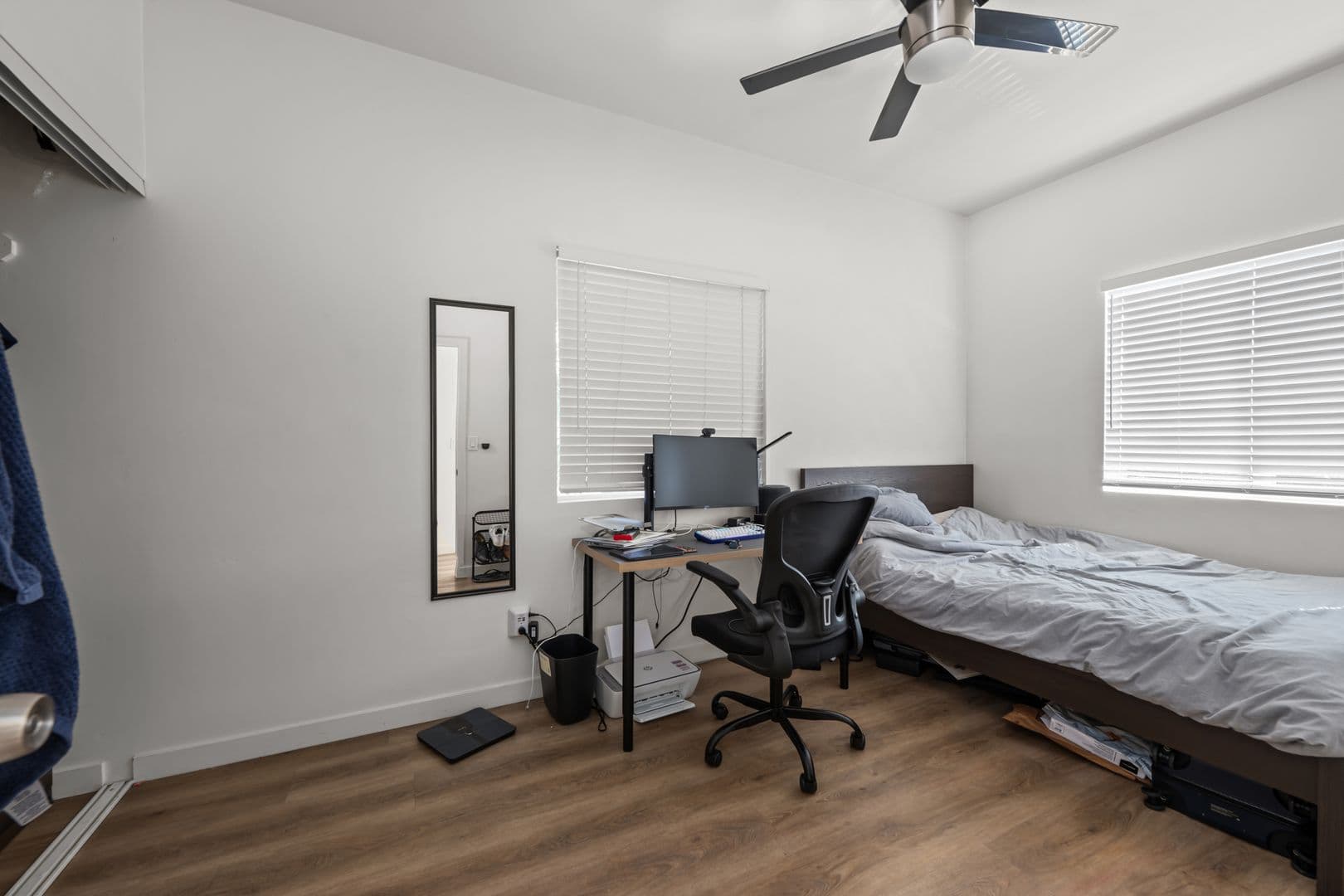 San Diego House: 5377 East Falls View Drive