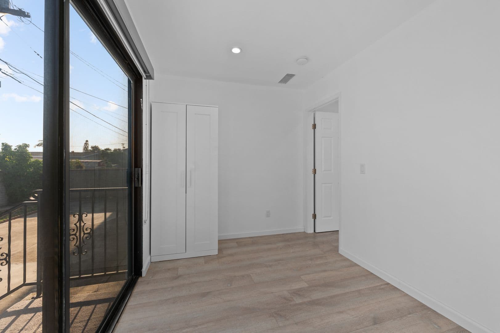 San Diego House: 6218 Pontiac Street