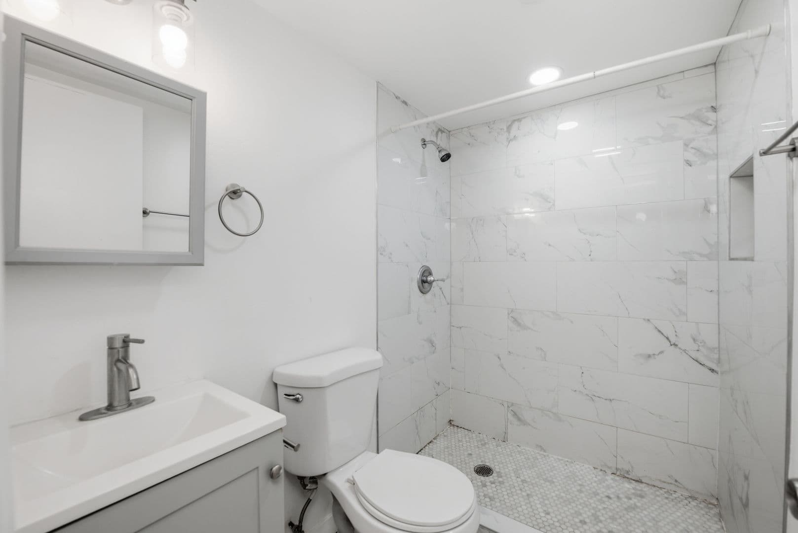 San Diego House: 4955 Baja Court