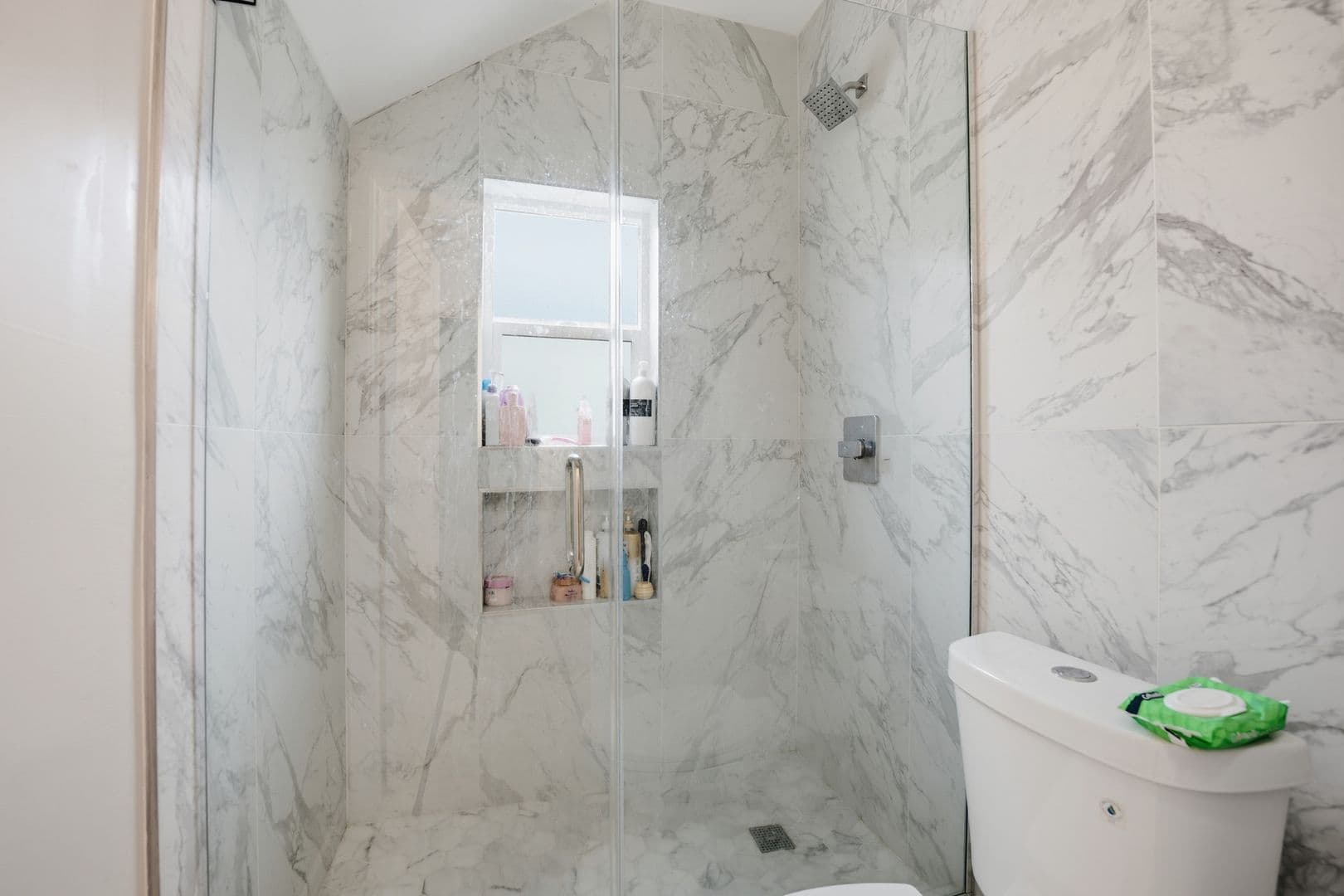 San Diego House: 4924-1 Tierra Baja Way