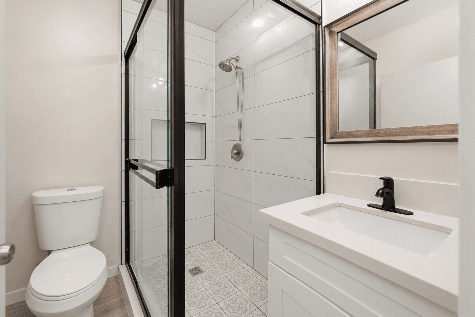 San Diego House: 5449-5451 Dorothy Drive