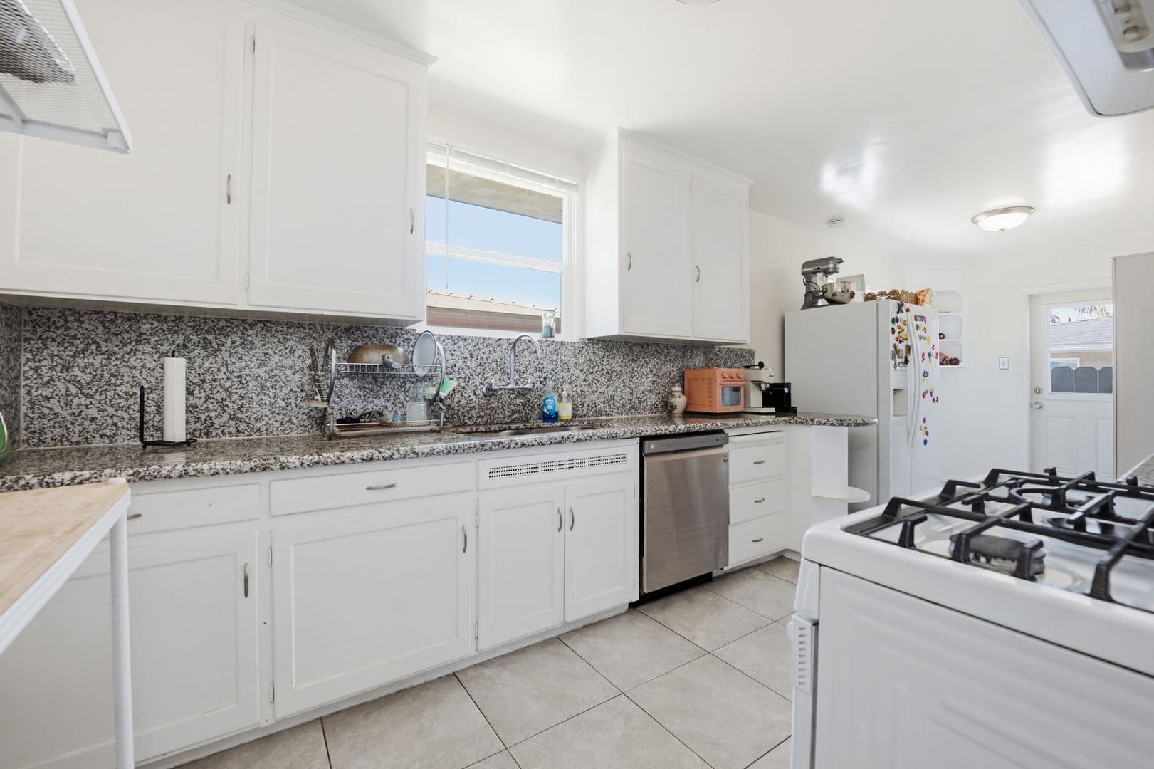 San Diego House: 6210 Pembroke Drive