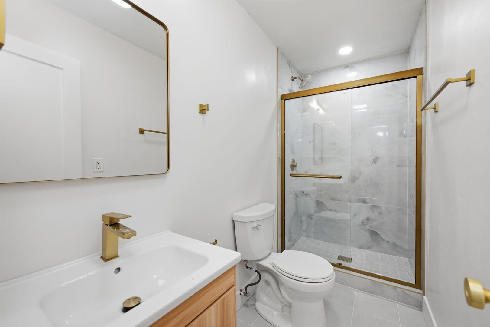 San Diego House: 6204 Mary Lane Drive
