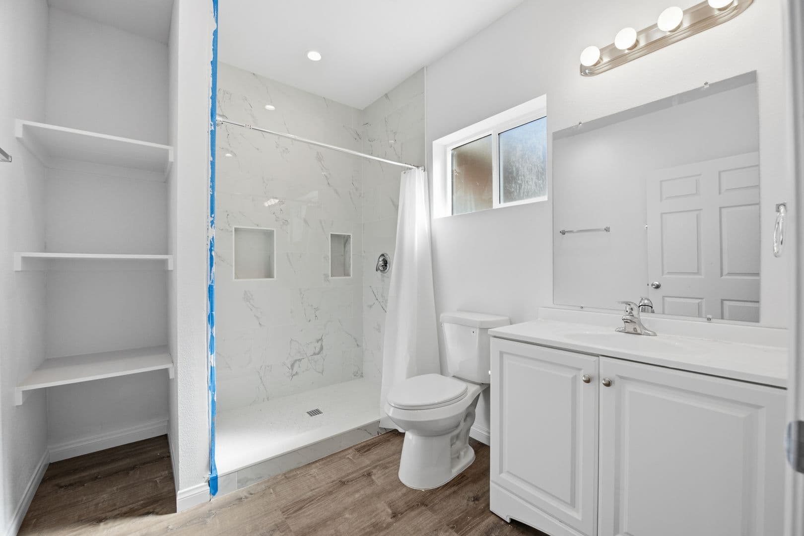 San Diego House: 5426 Brockbank Place