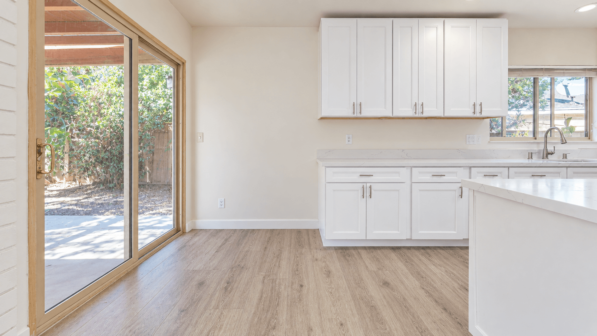 San Diego House: 5673 Campanile Way