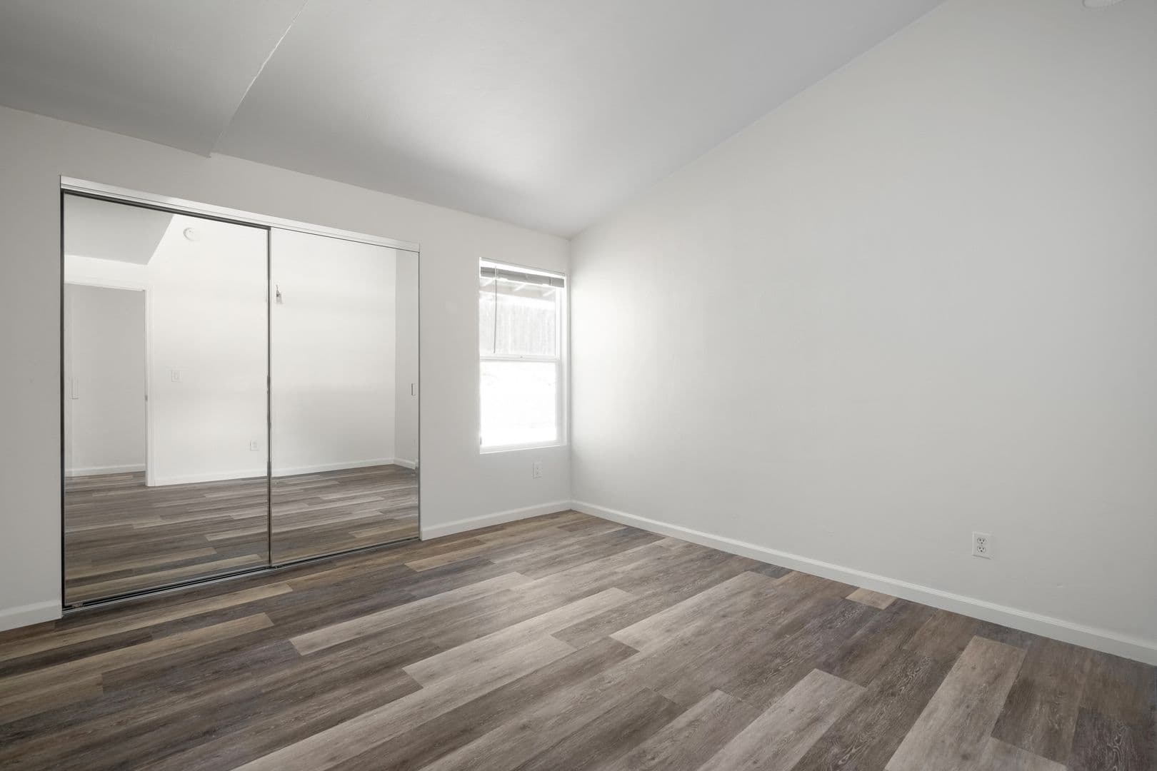 San Diego House: 5288 Manhasset Drive