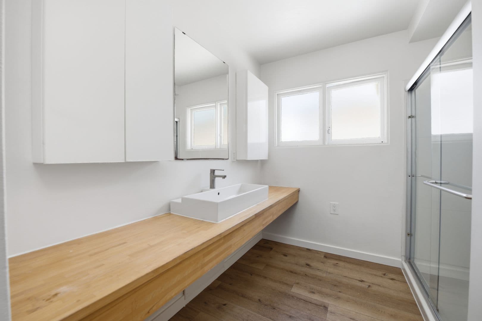 San Diego House: 6105 Dorothy Drive