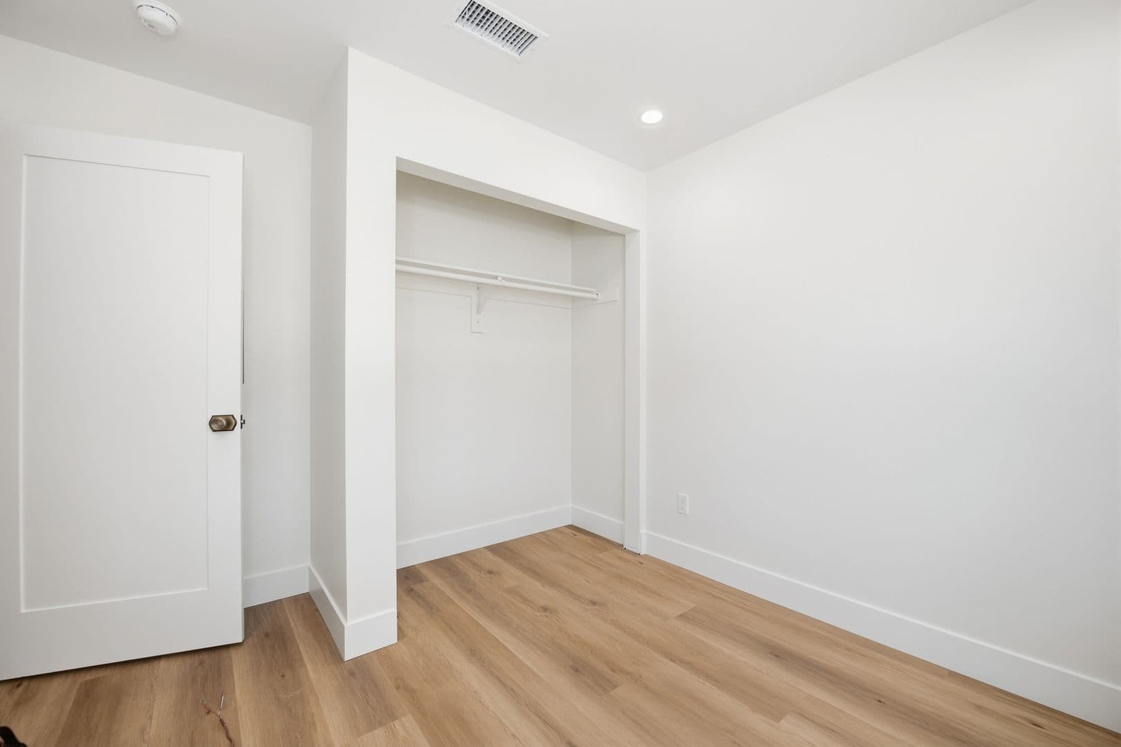San Diego House: 5768 Campanile Drive