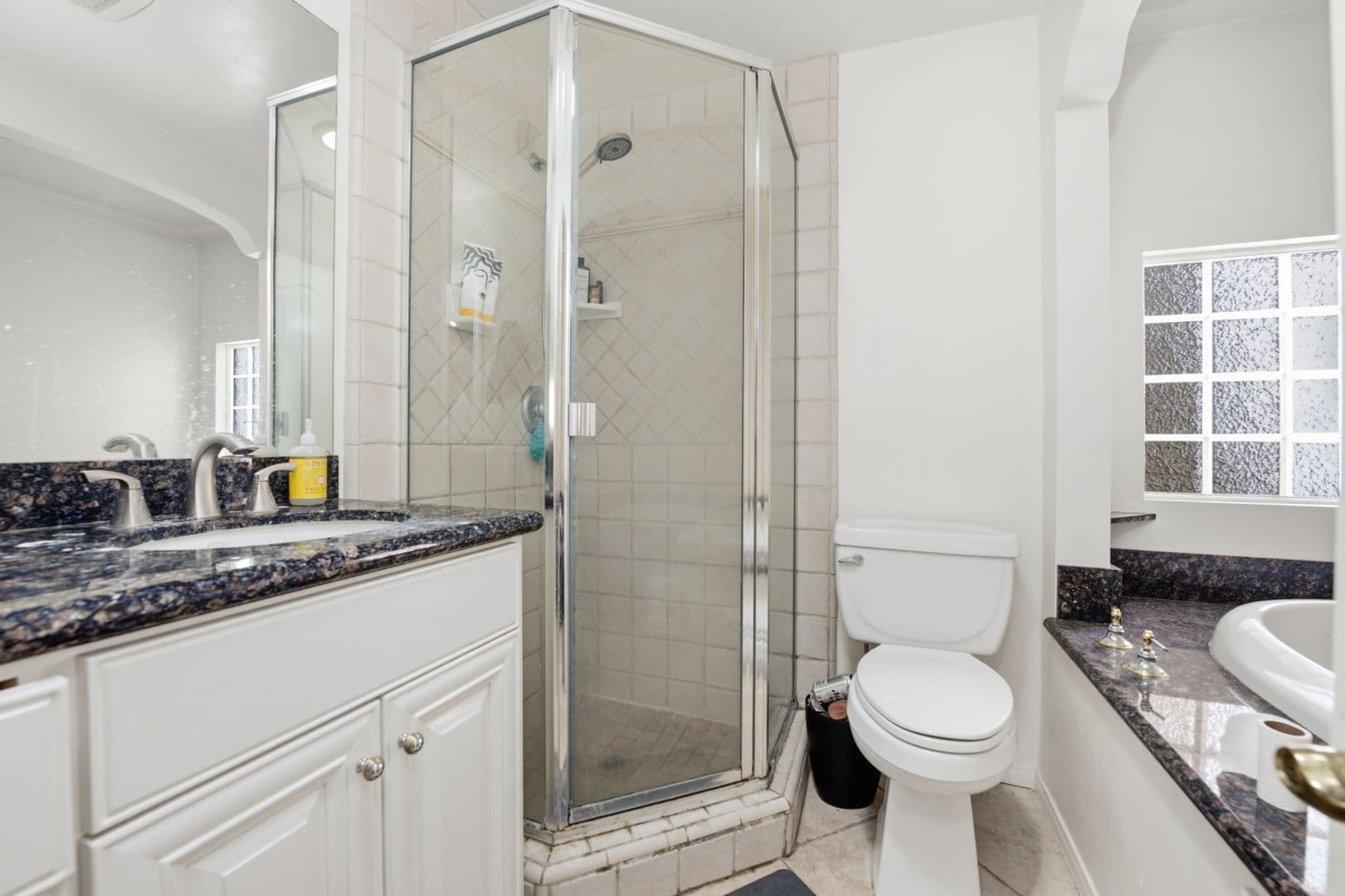 San Diego House: 4854 Campanile Drive