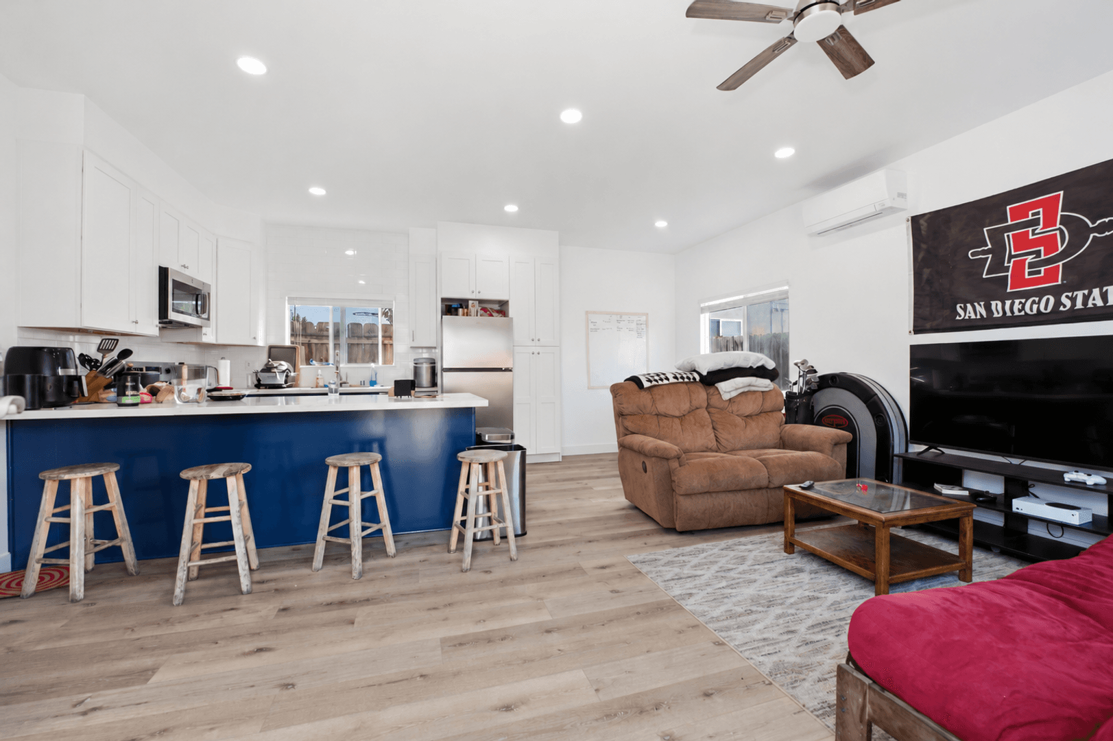 San Diego House: 6235 Hobart Street