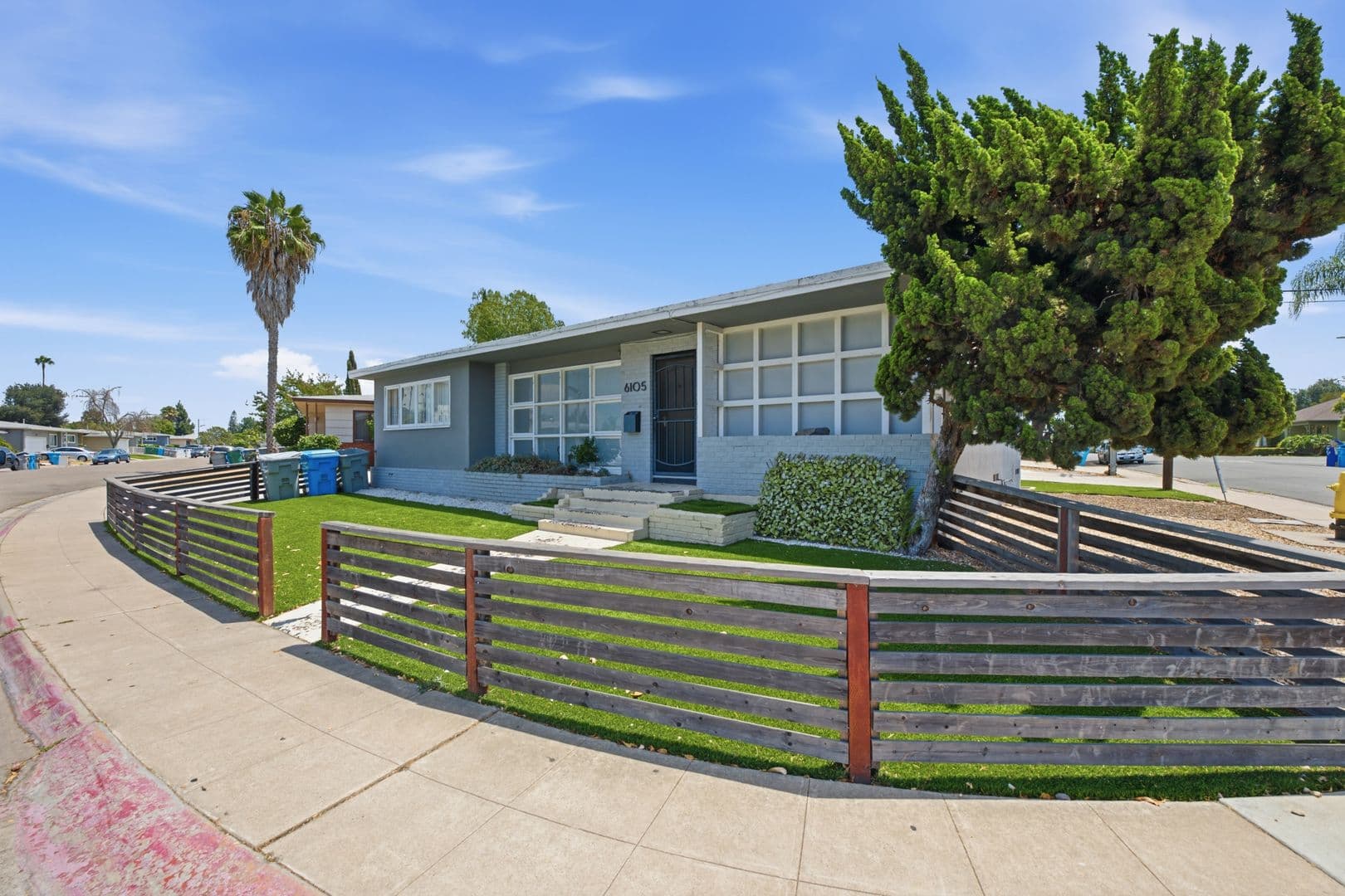 San Diego House: 6105 Dorothy Drive