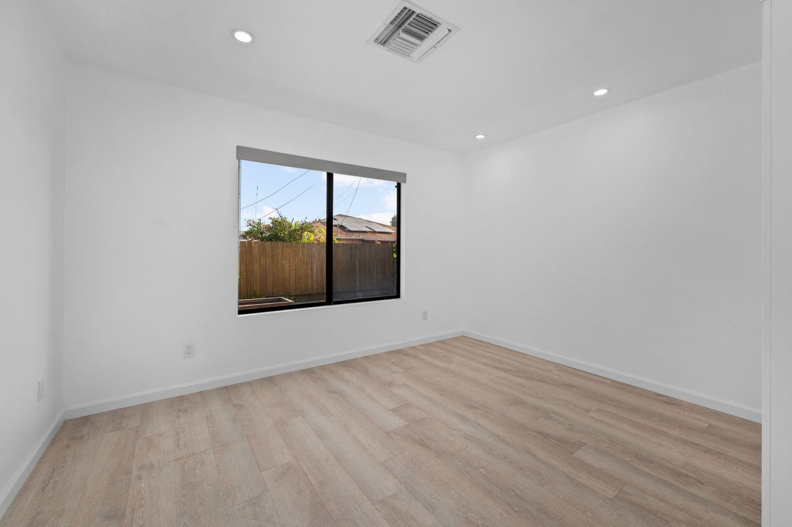 San Diego House: 6218 Pontiac Street