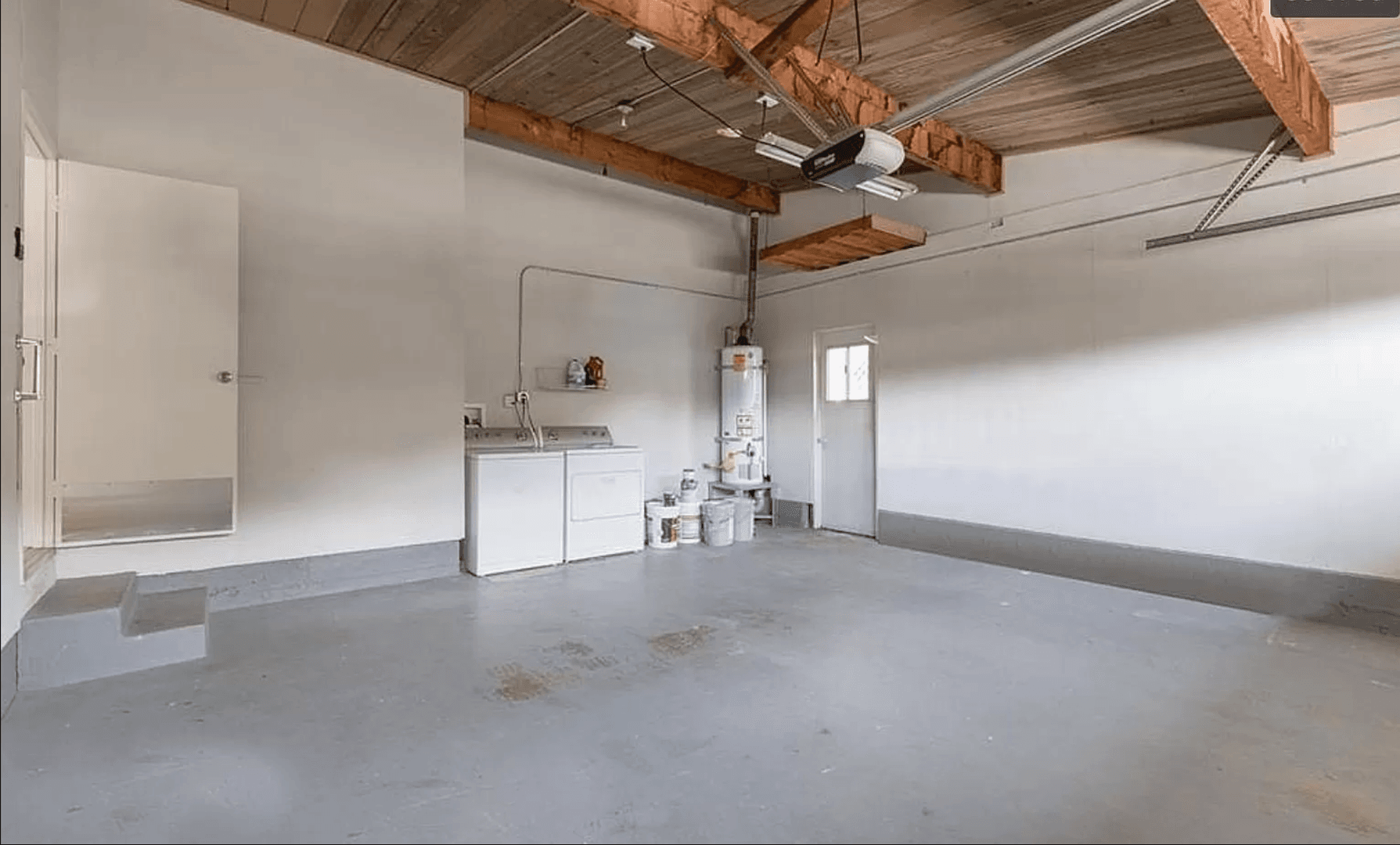 San Diego House: 5014 Chaparral Way