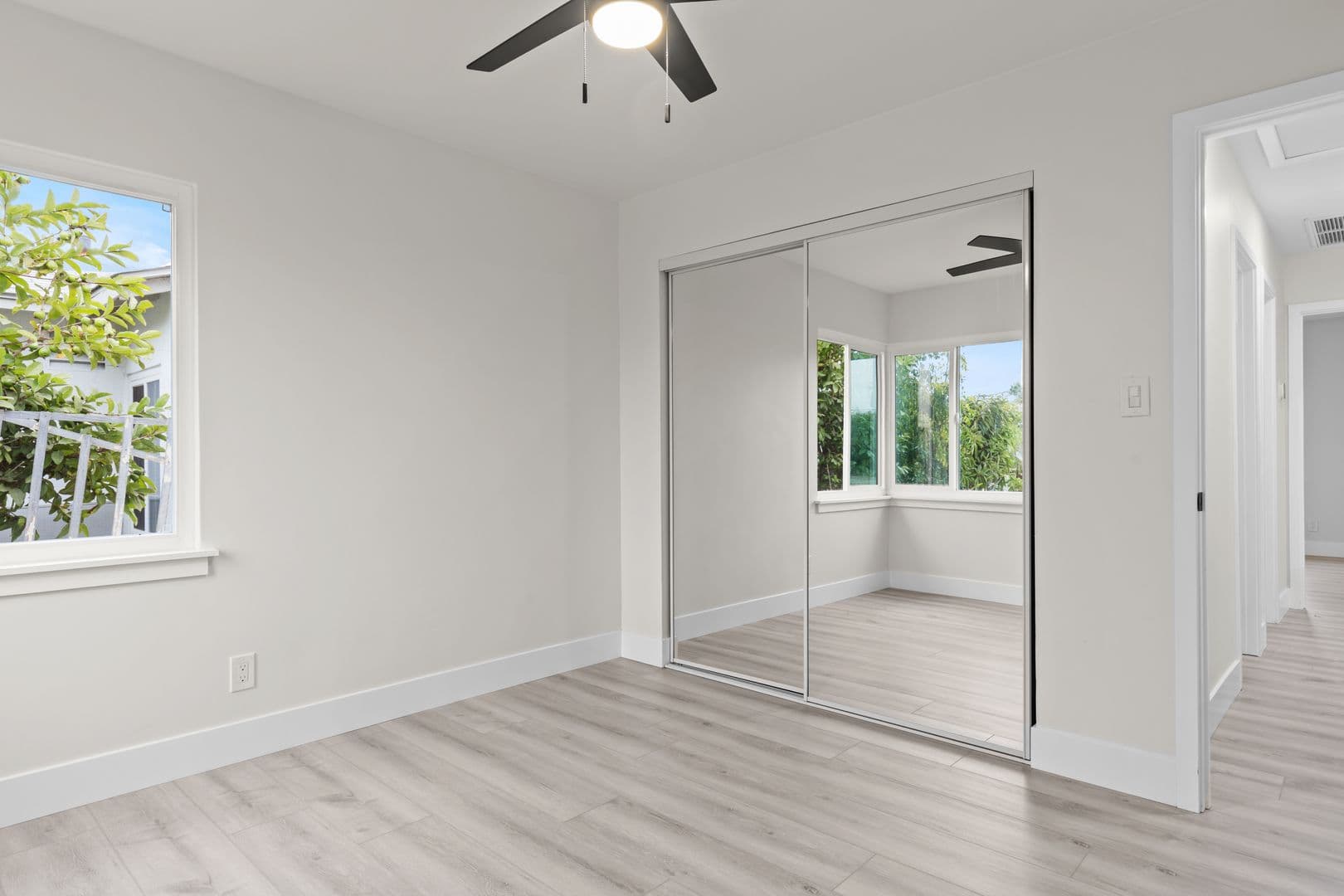 San Diego House: 6246 Rose Street