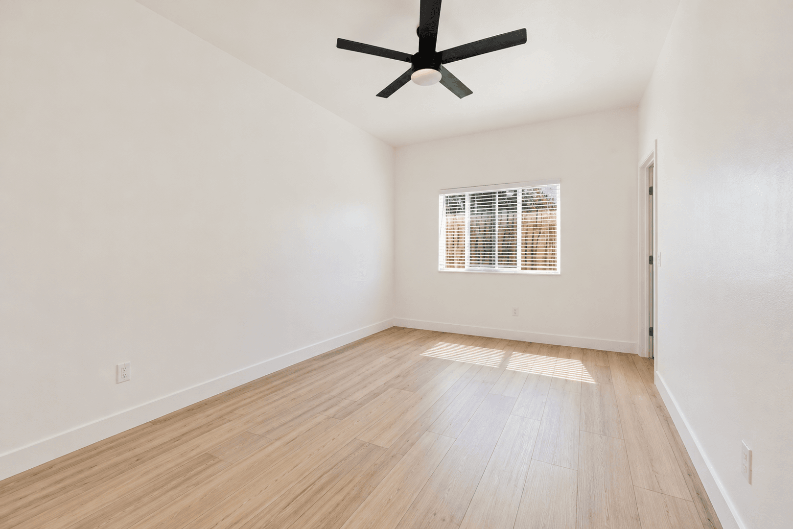 San Diego House: 4953 63rd Street