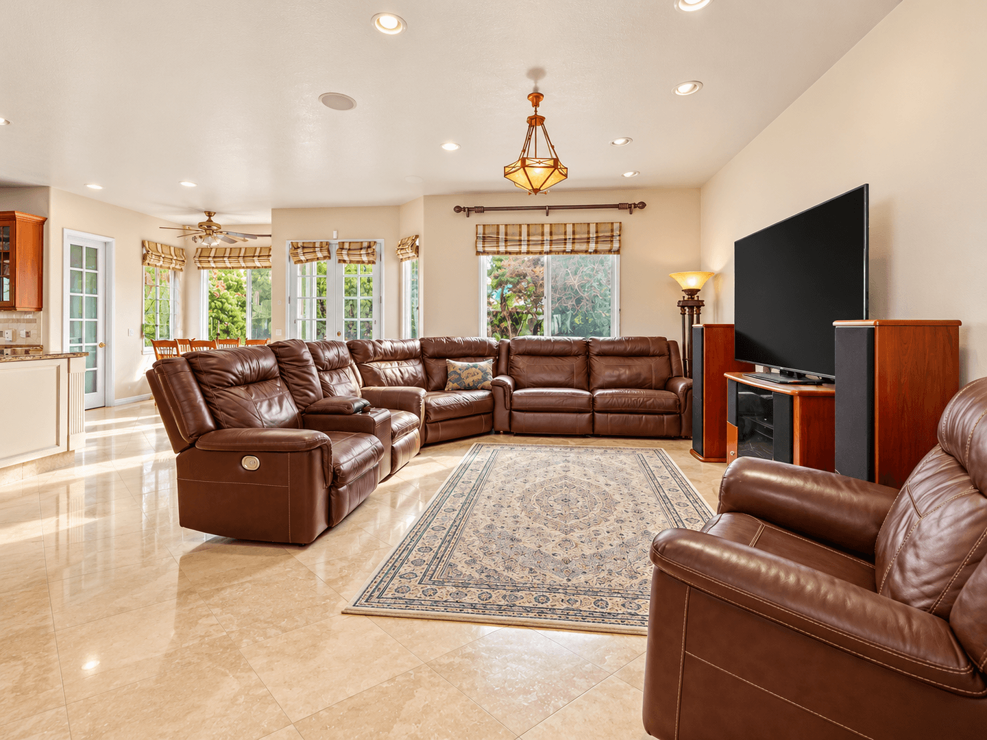 San Diego House: 6233 Rose Street