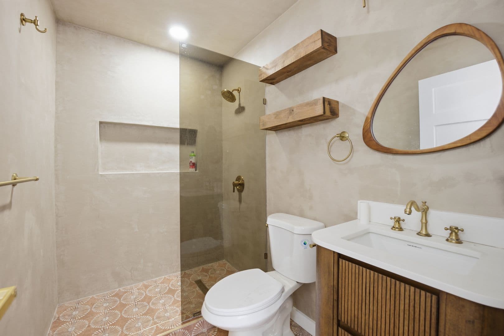 San Diego House: 6209 Mesita Drive